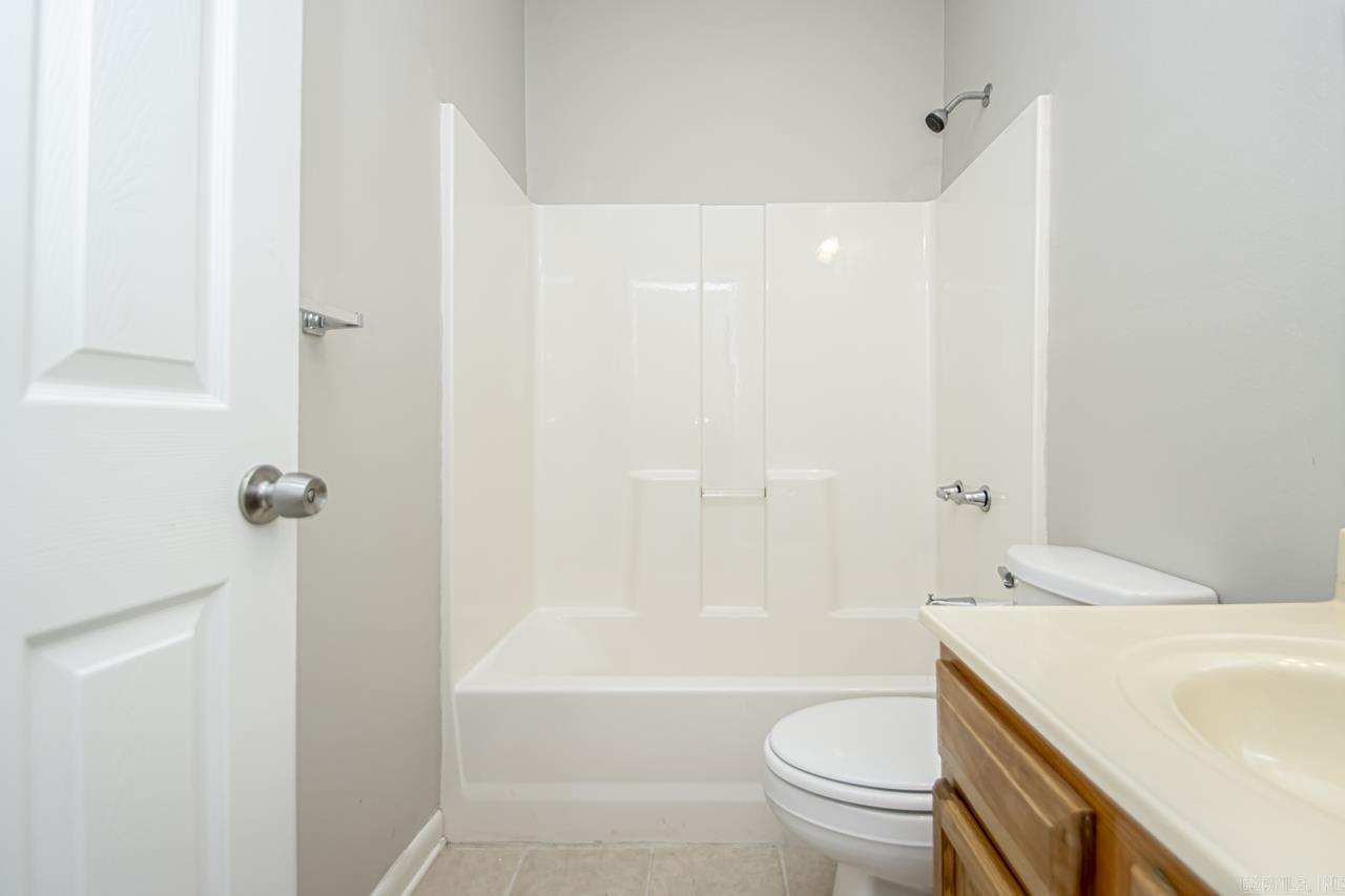 WEST HGTS PLACE - Residential