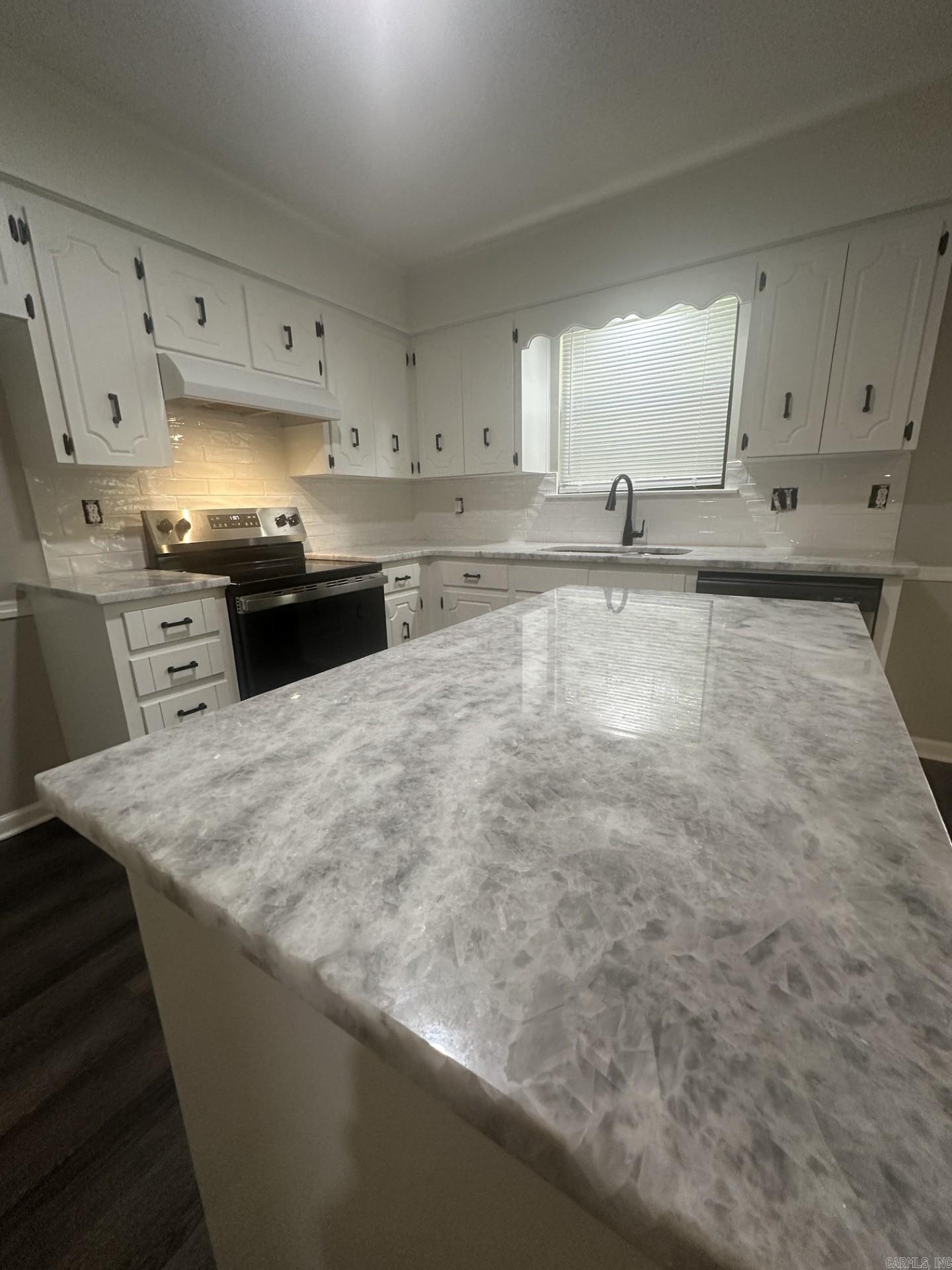 DEEREWOOD - Residential