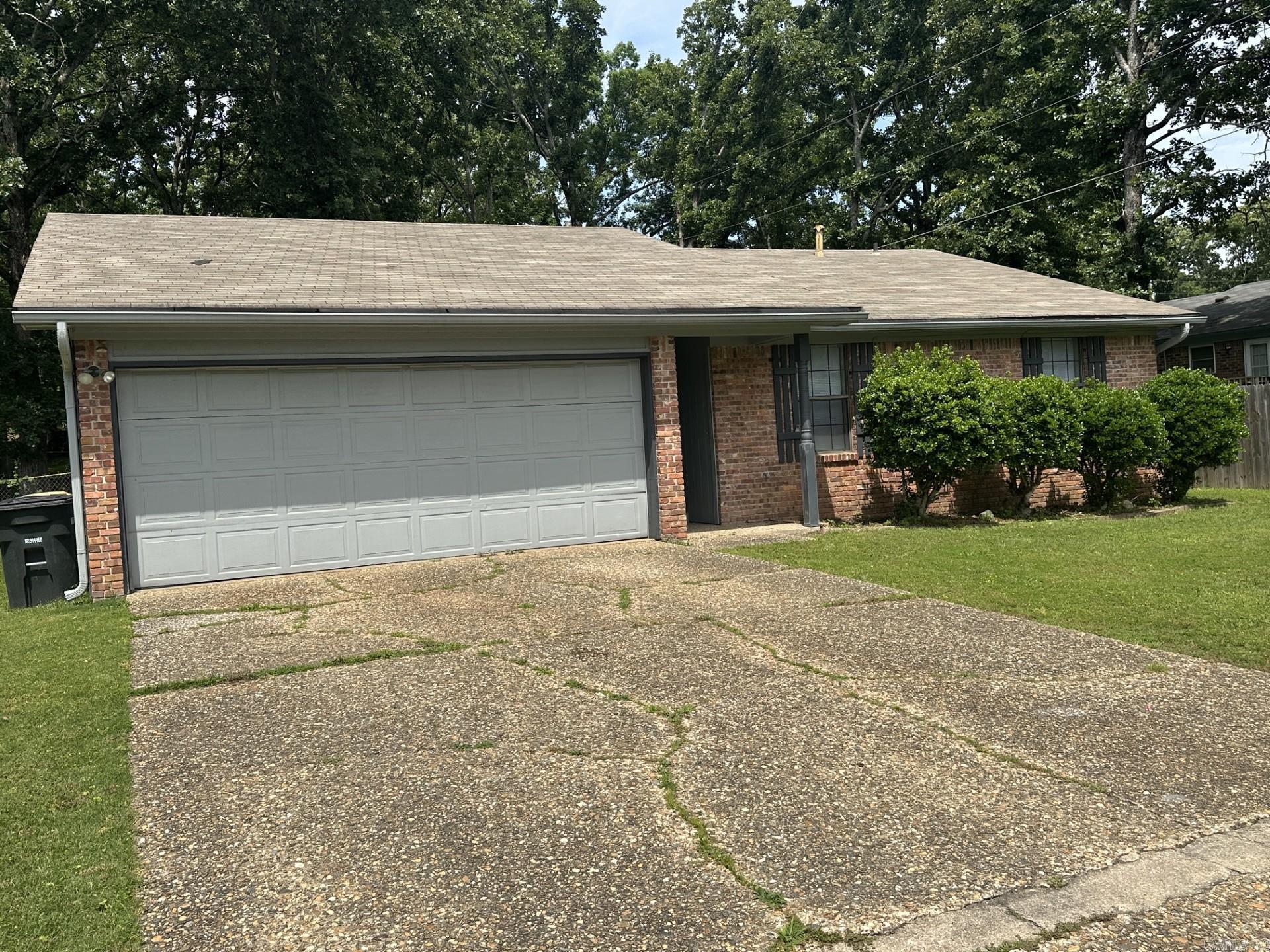 DEEREWOOD - Residential