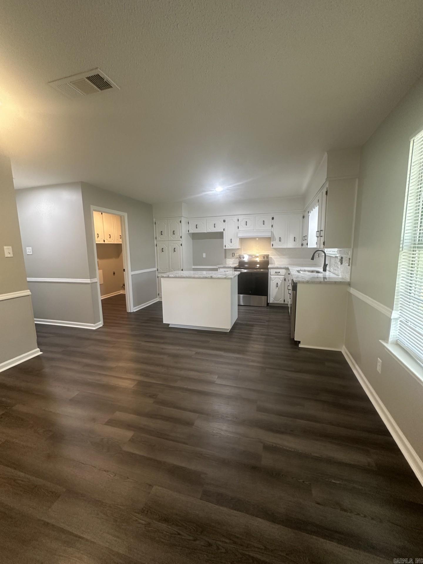 DEEREWOOD - Residential