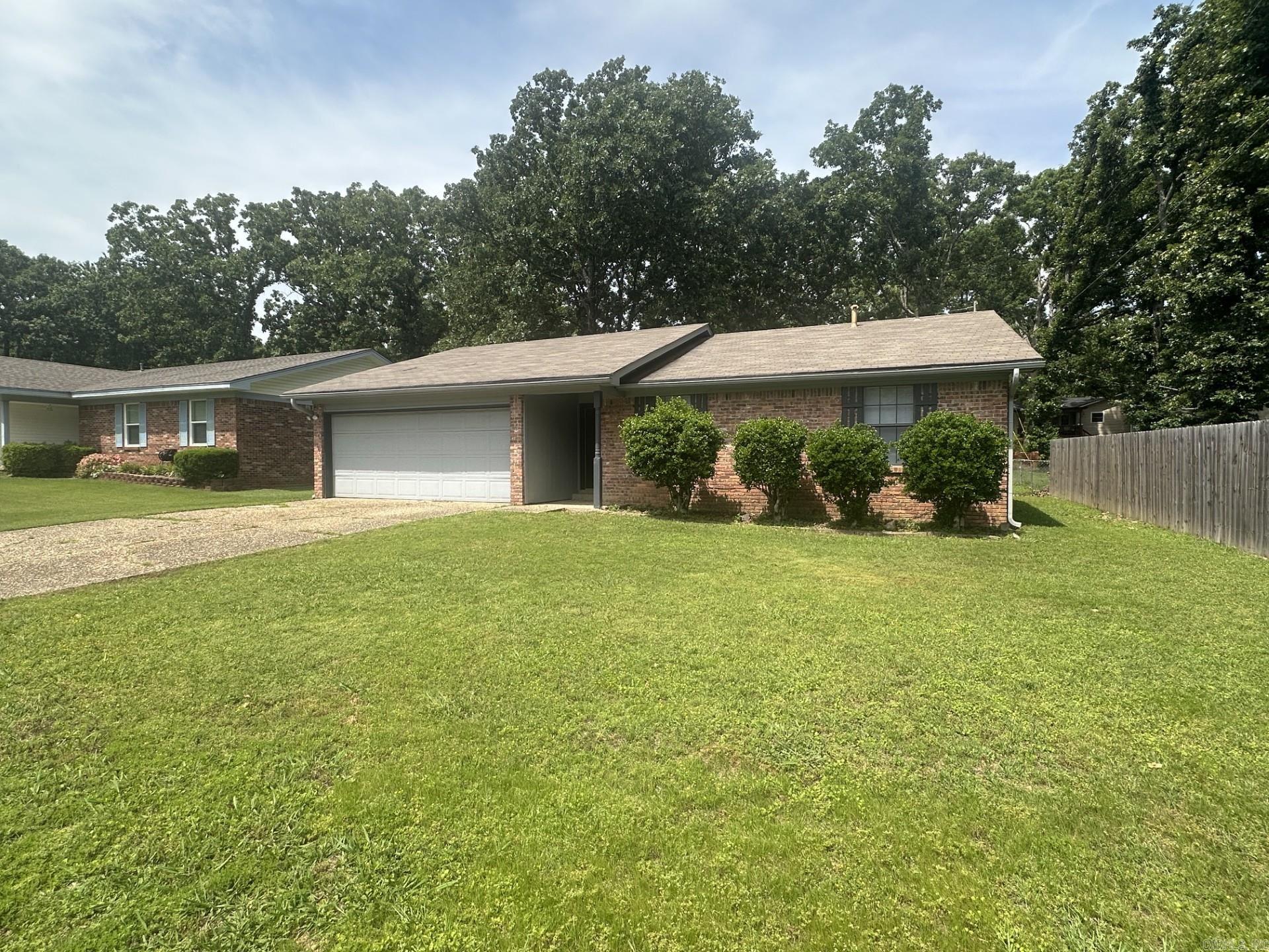 DEEREWOOD - Residential