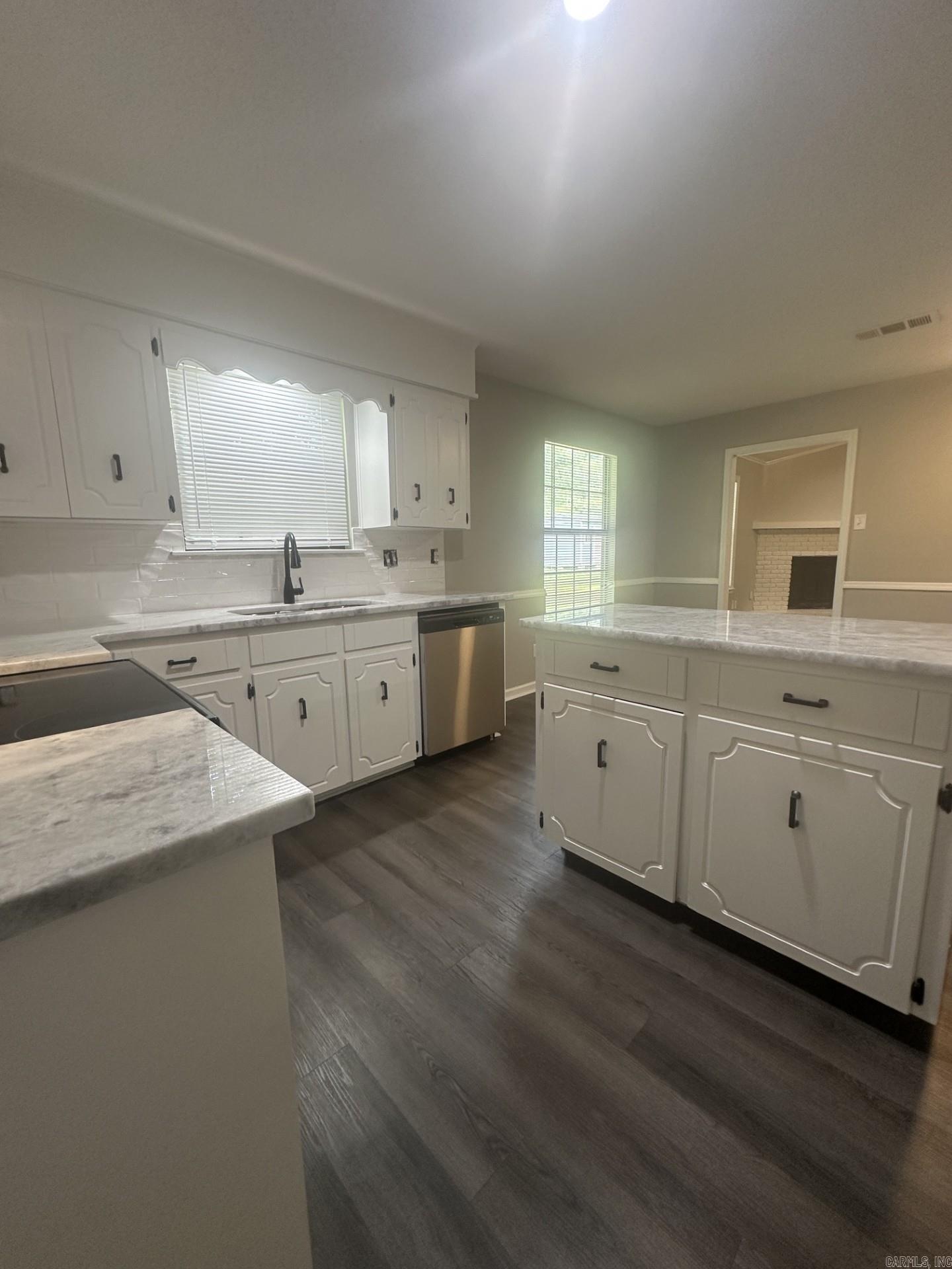 DEEREWOOD - Residential