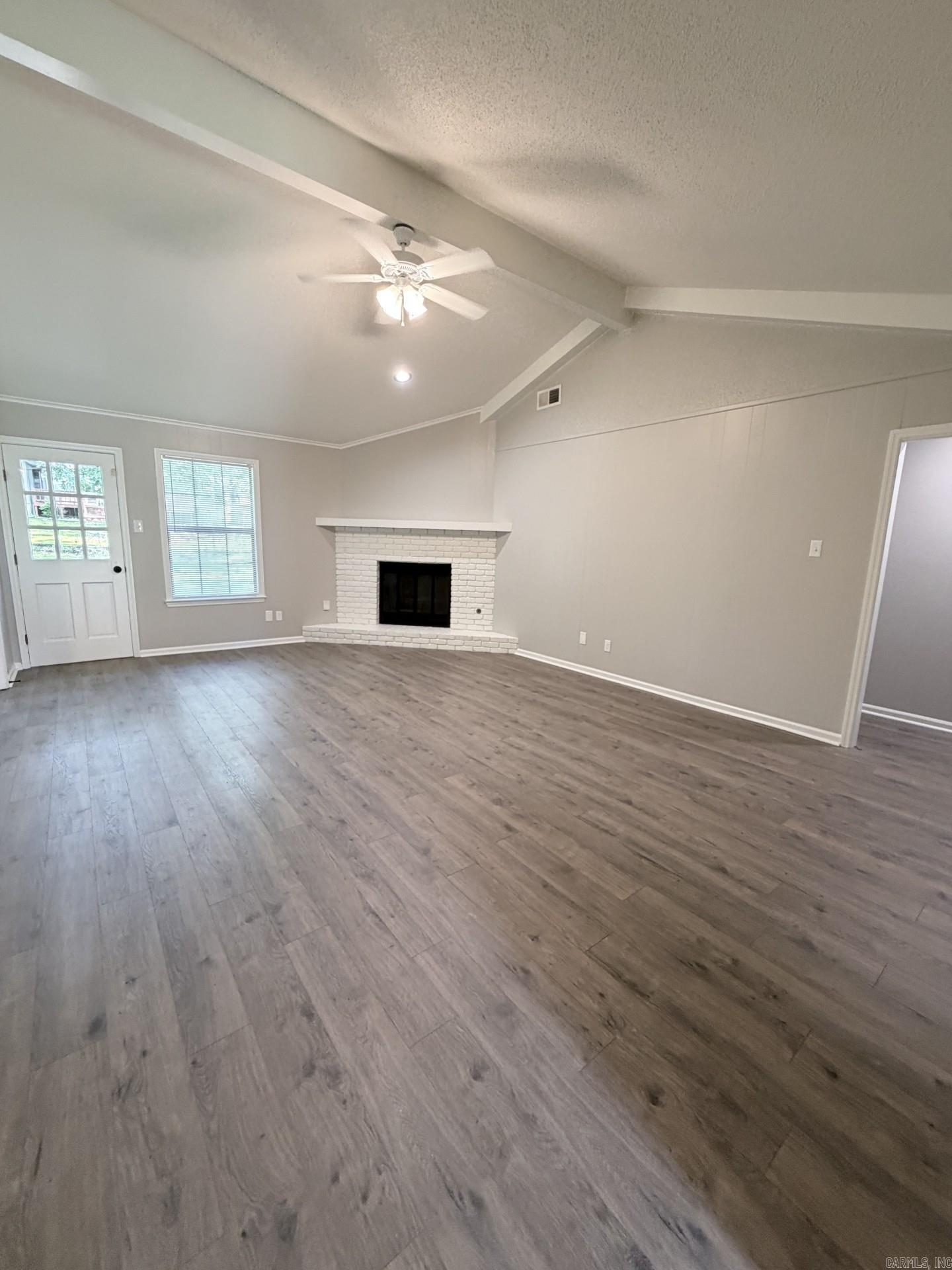 DEEREWOOD - Residential