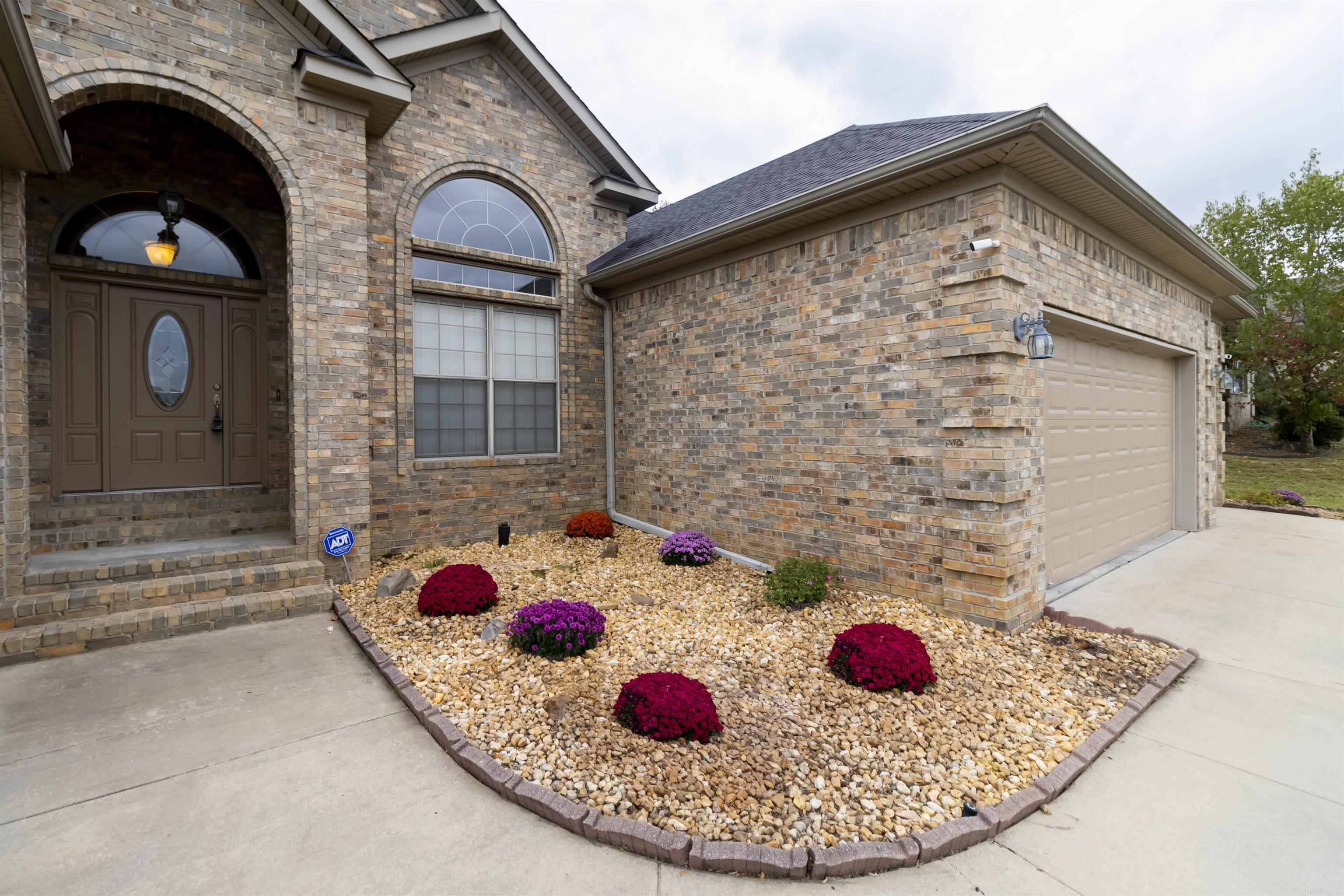 COUNTRY CLUB OF ARK THE - Residential