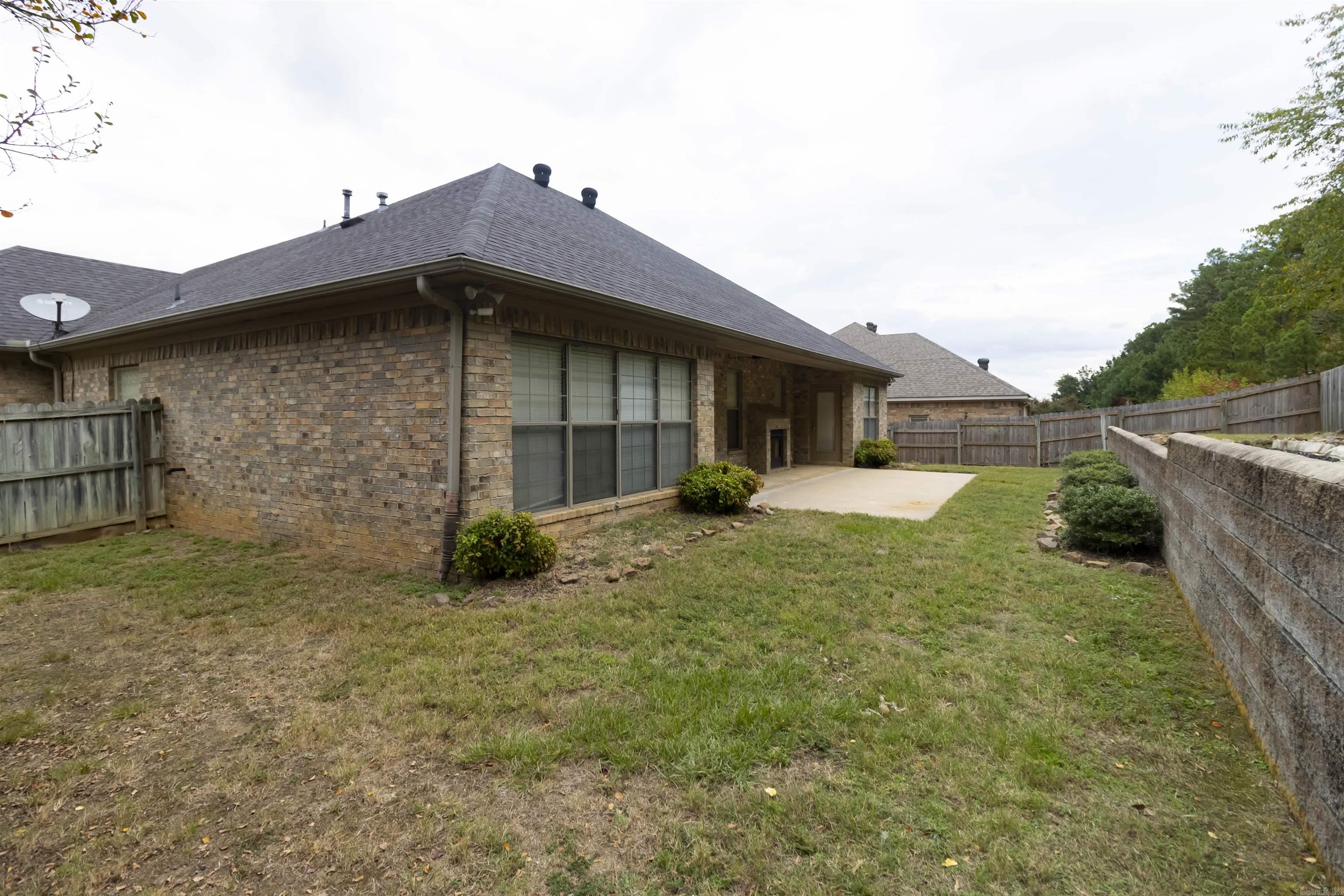 COUNTRY CLUB OF ARK THE - Residential
