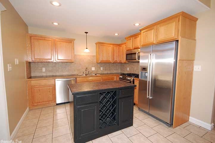 PLEASANTWOOD ADDN - Residential