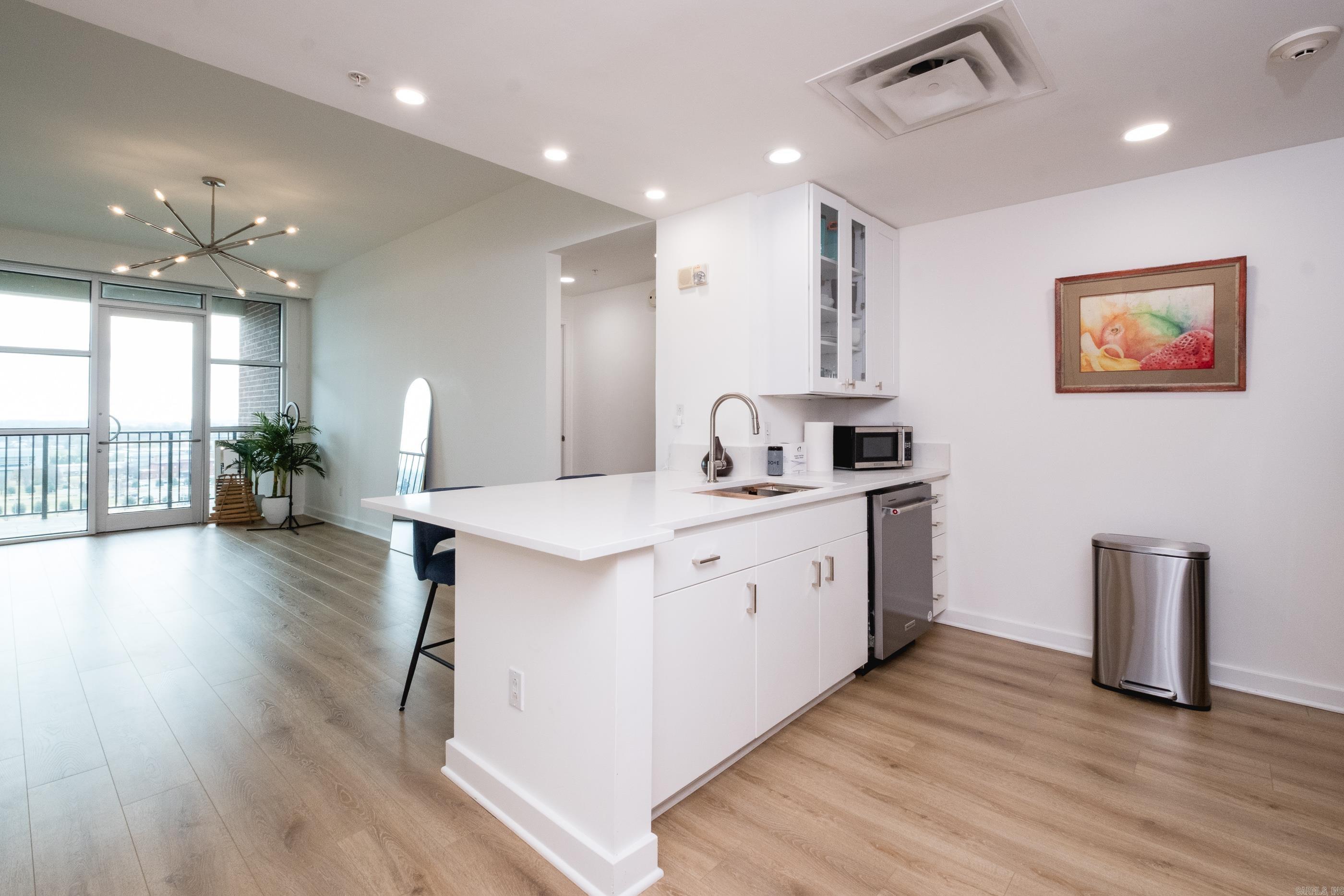 CLINTON & SHERMAN HPR - Residential