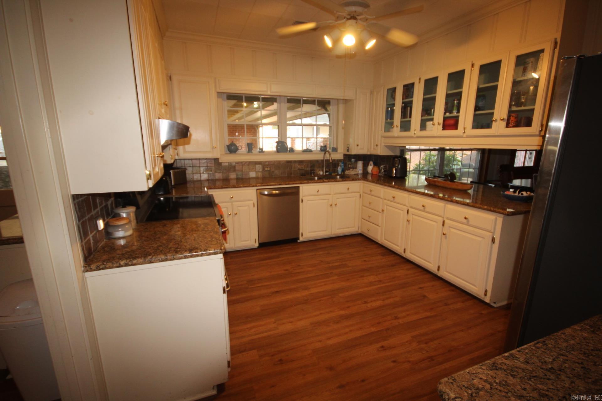 WILSON & FERGUSON - Residential