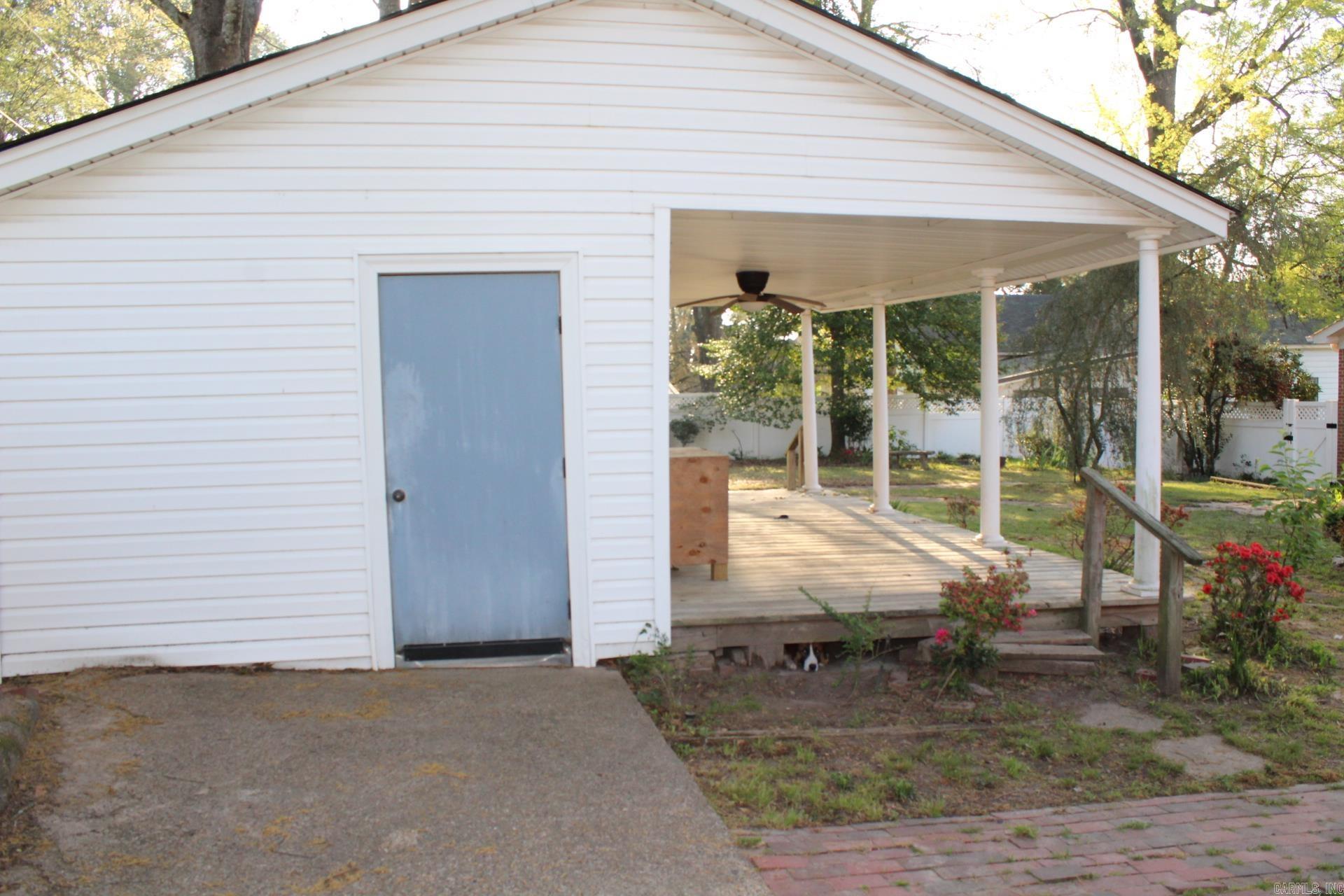 WILSON & FERGUSON - Residential