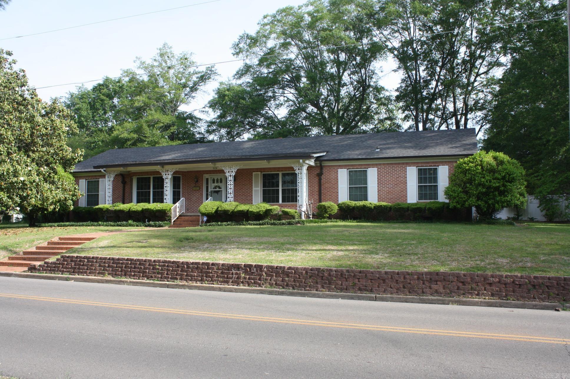 WILSON & FERGUSON - Residential