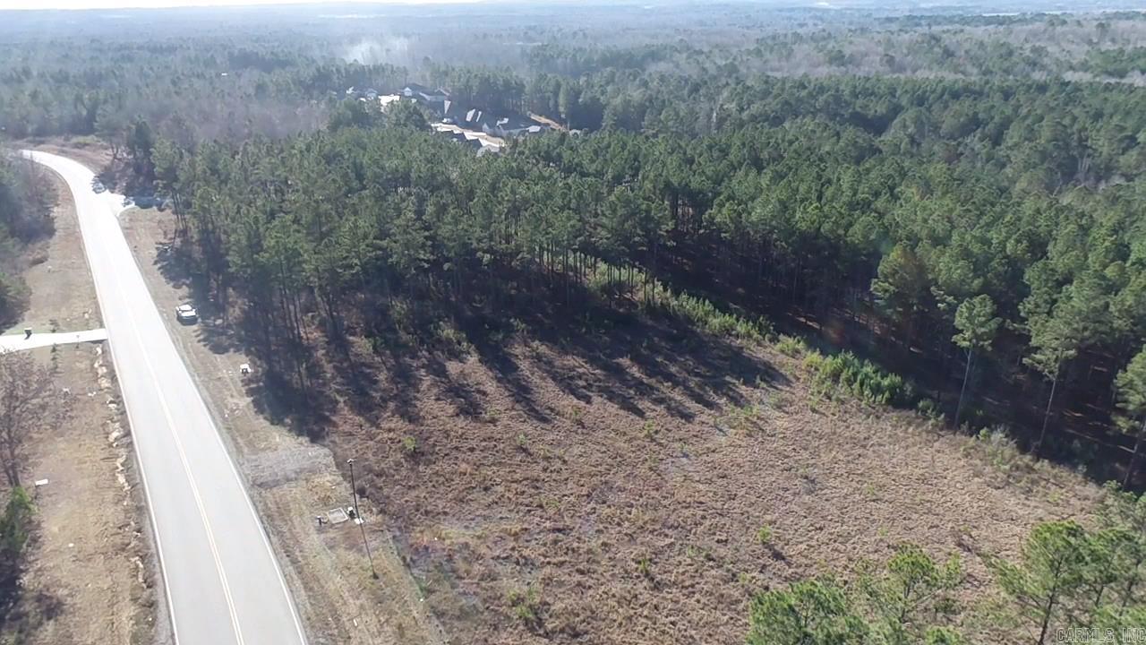 THE ESTATES AT PARKWAY TRAILS - Land