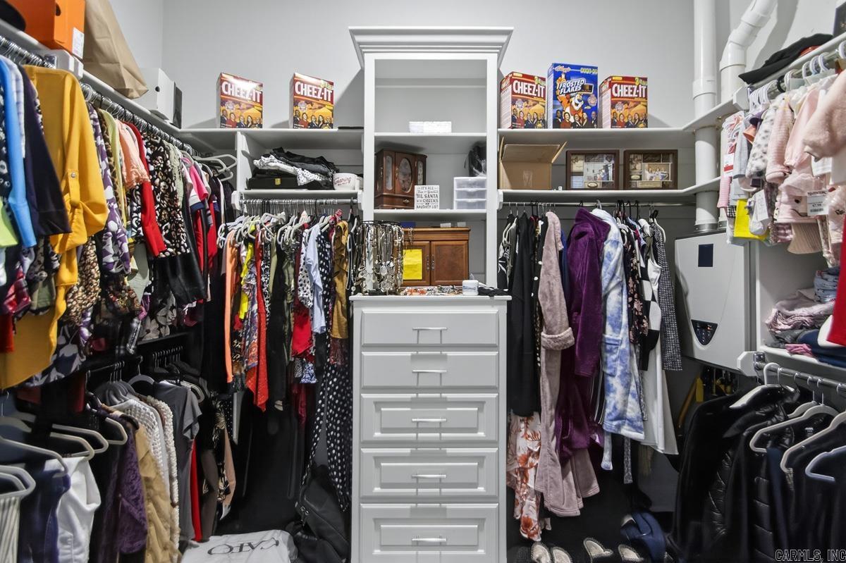 ANNIS ESTATES SUB - Residential