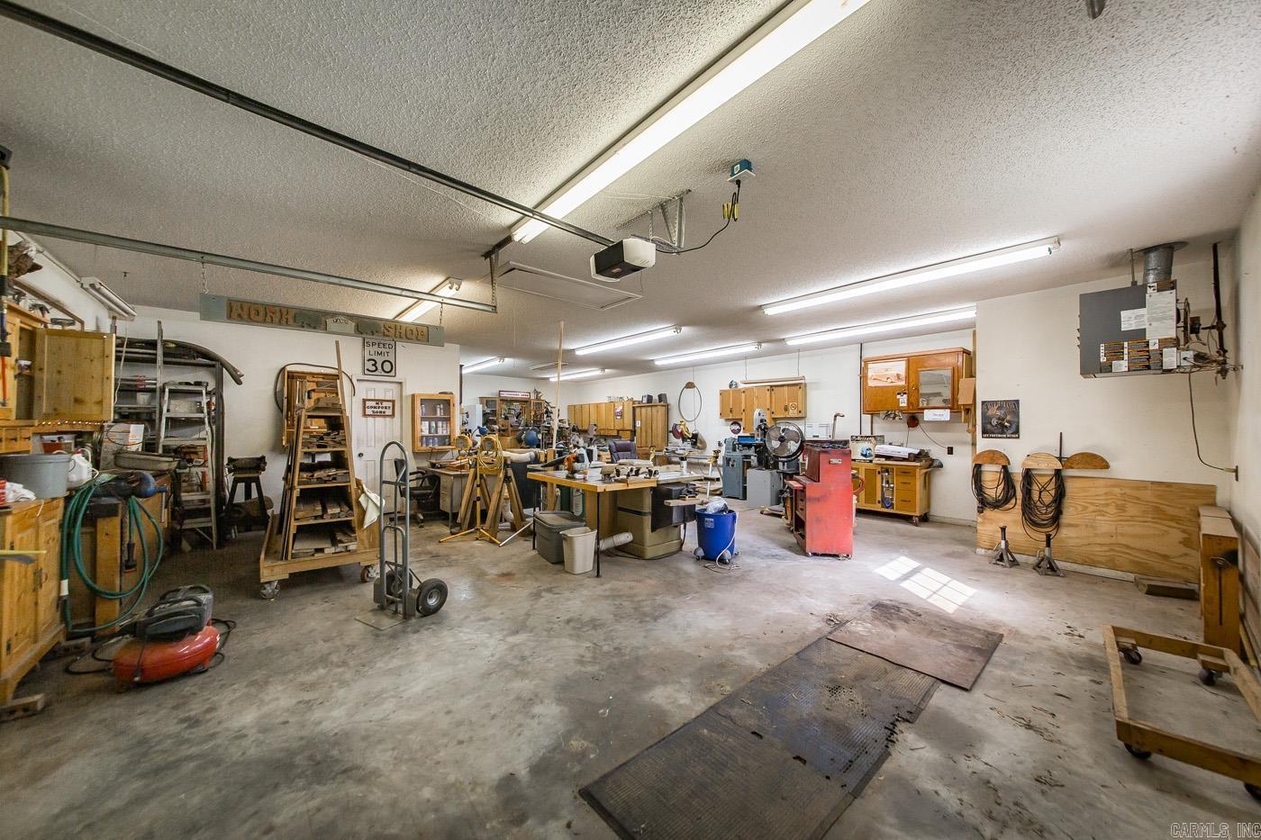 Lawson Oaks - Residential