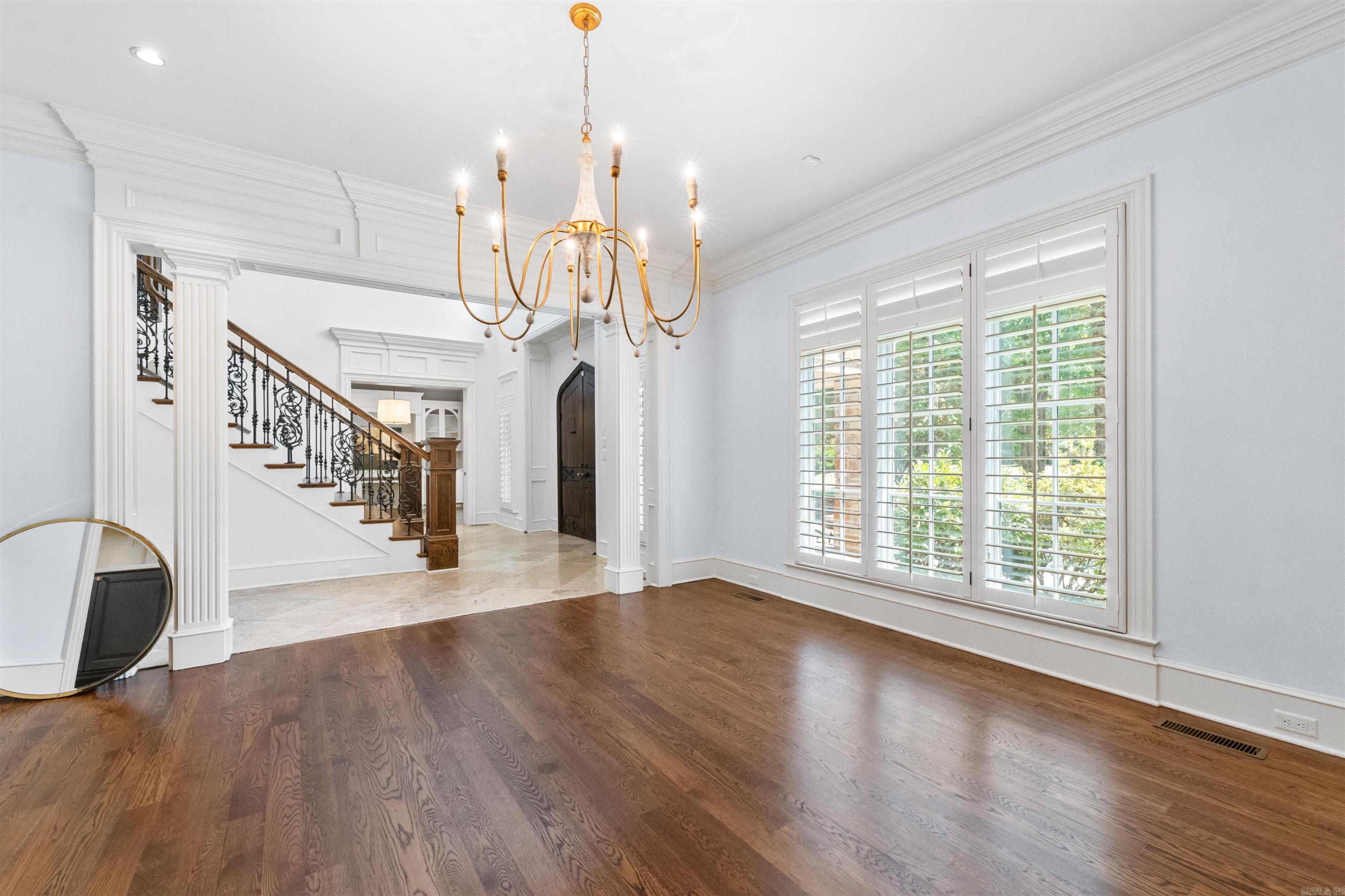 CHENAL VALLEY SOLOGNE CIRCLE - Residential