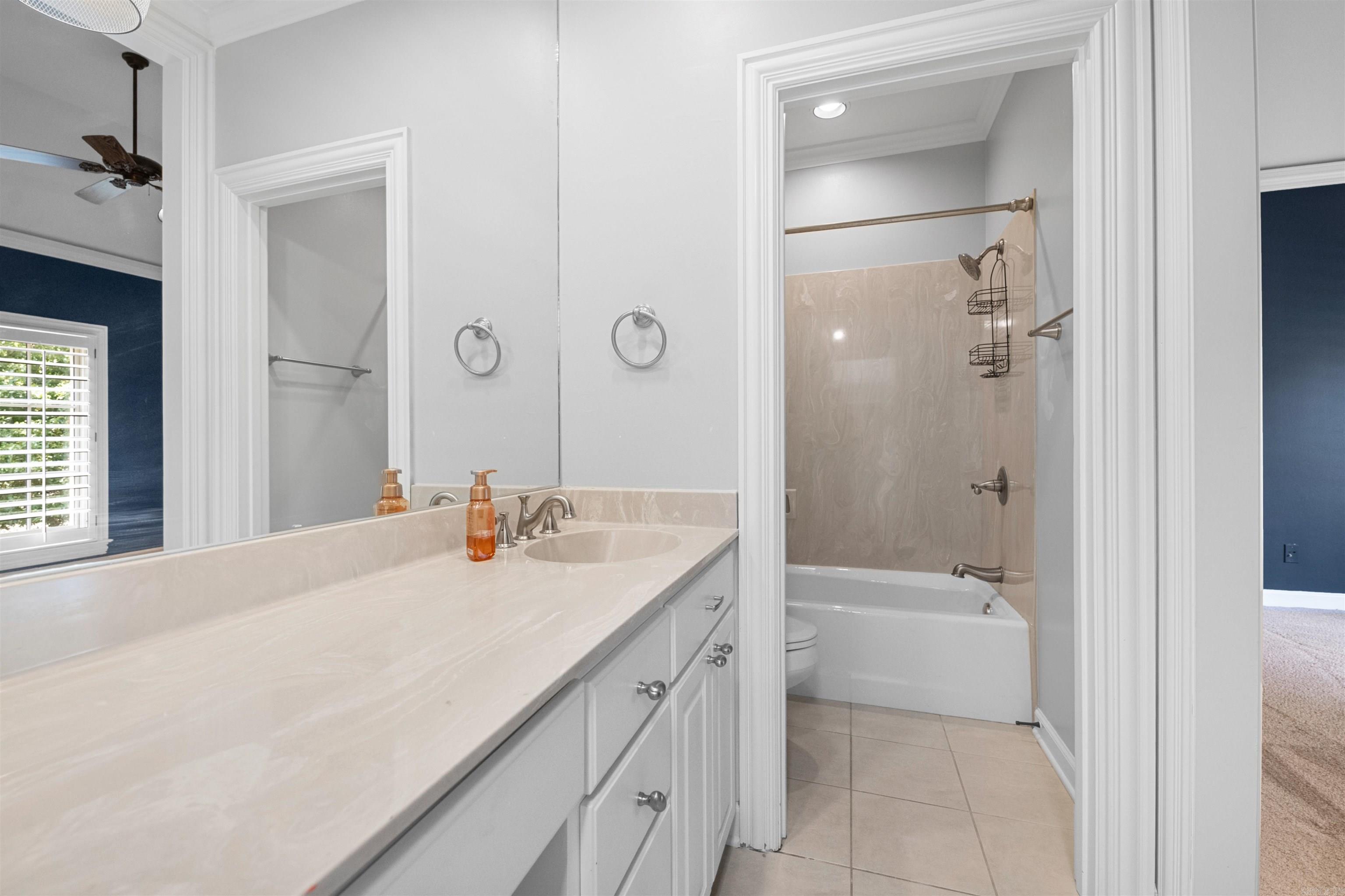 CHENAL VALLEY SOLOGNE CIRCLE - Residential