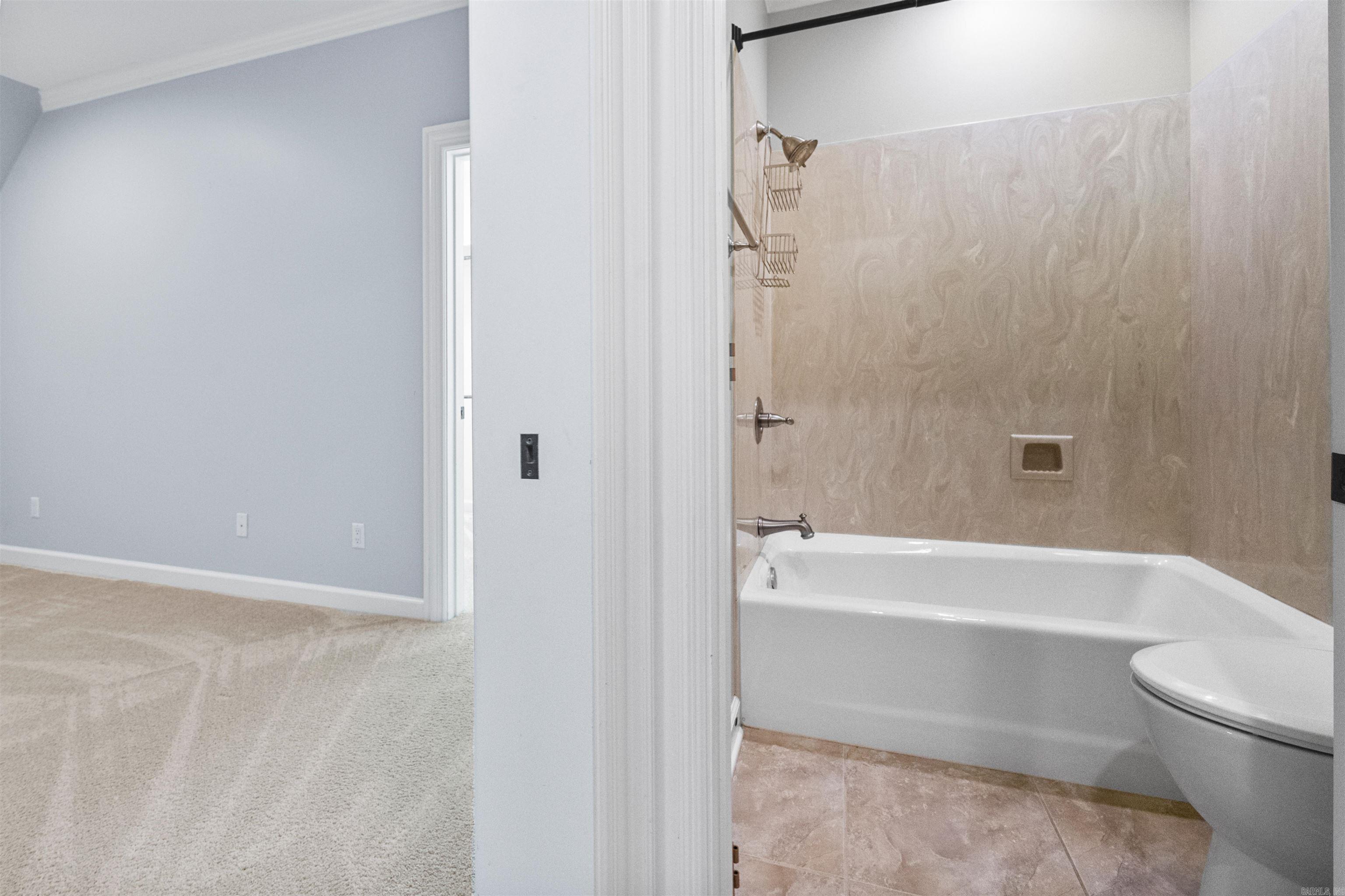 CHENAL VALLEY SOLOGNE CIRCLE - Residential