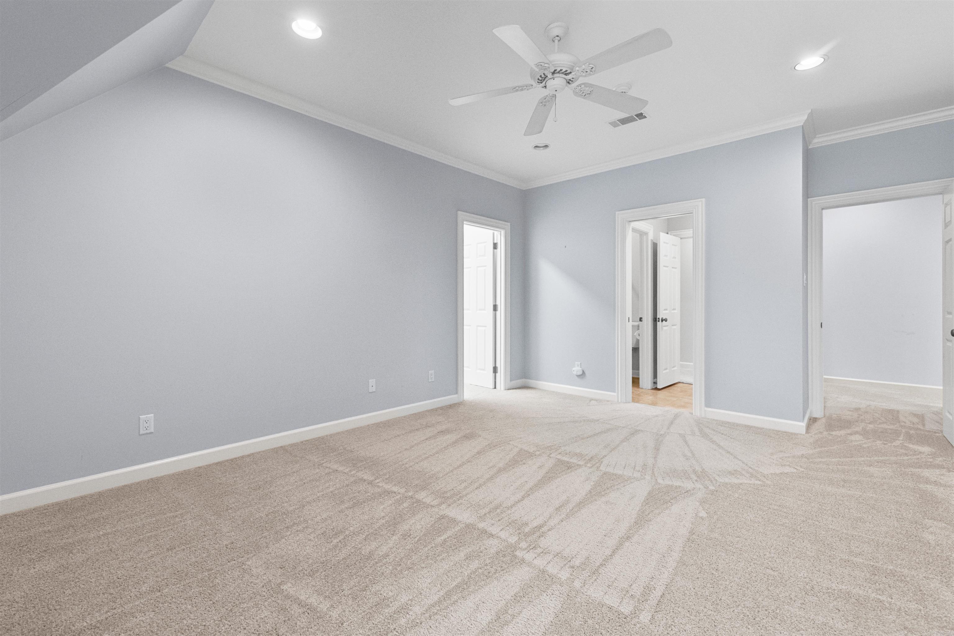 CHENAL VALLEY SOLOGNE CIRCLE - Residential