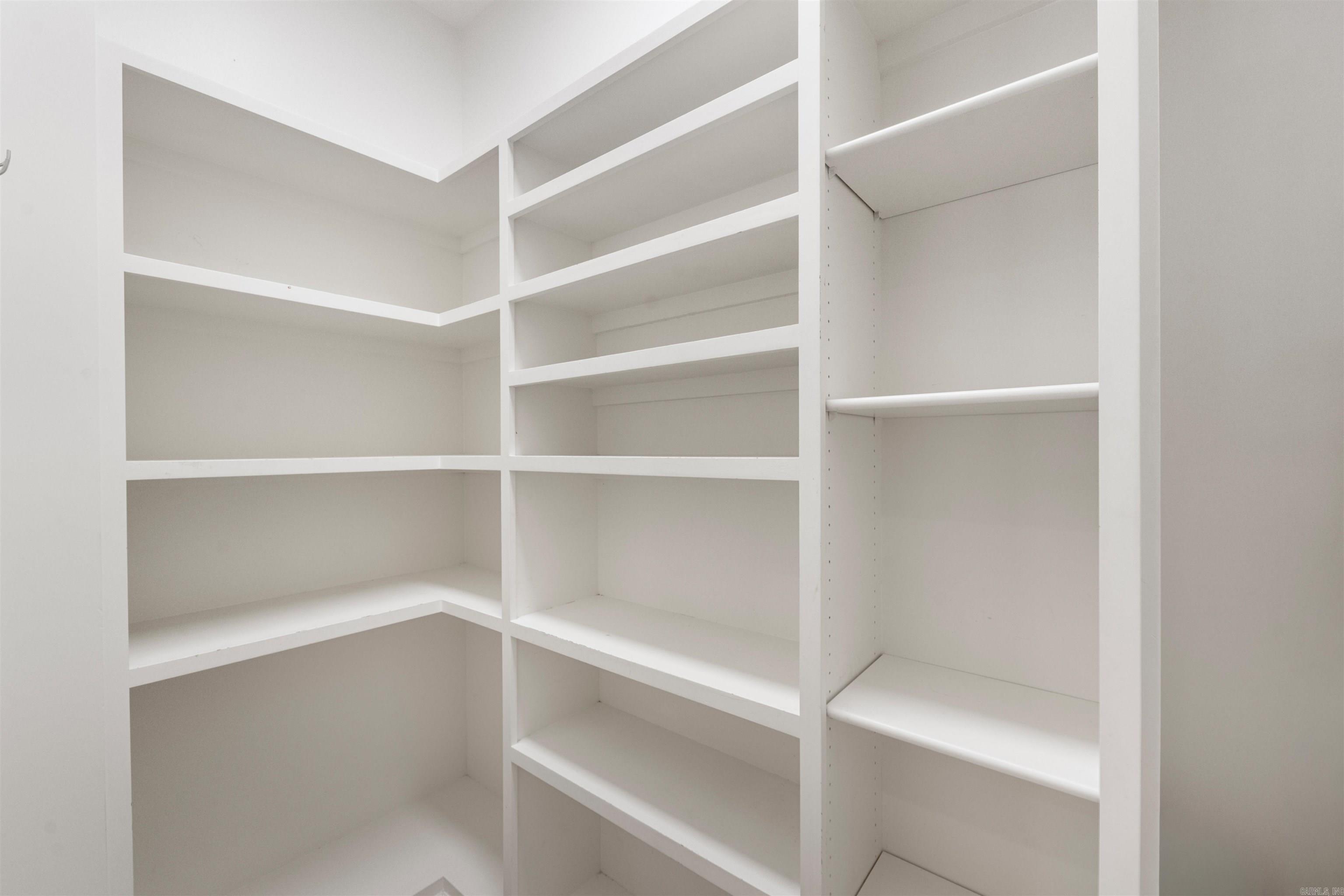 CHENAL VALLEY SOLOGNE CIRCLE - Residential