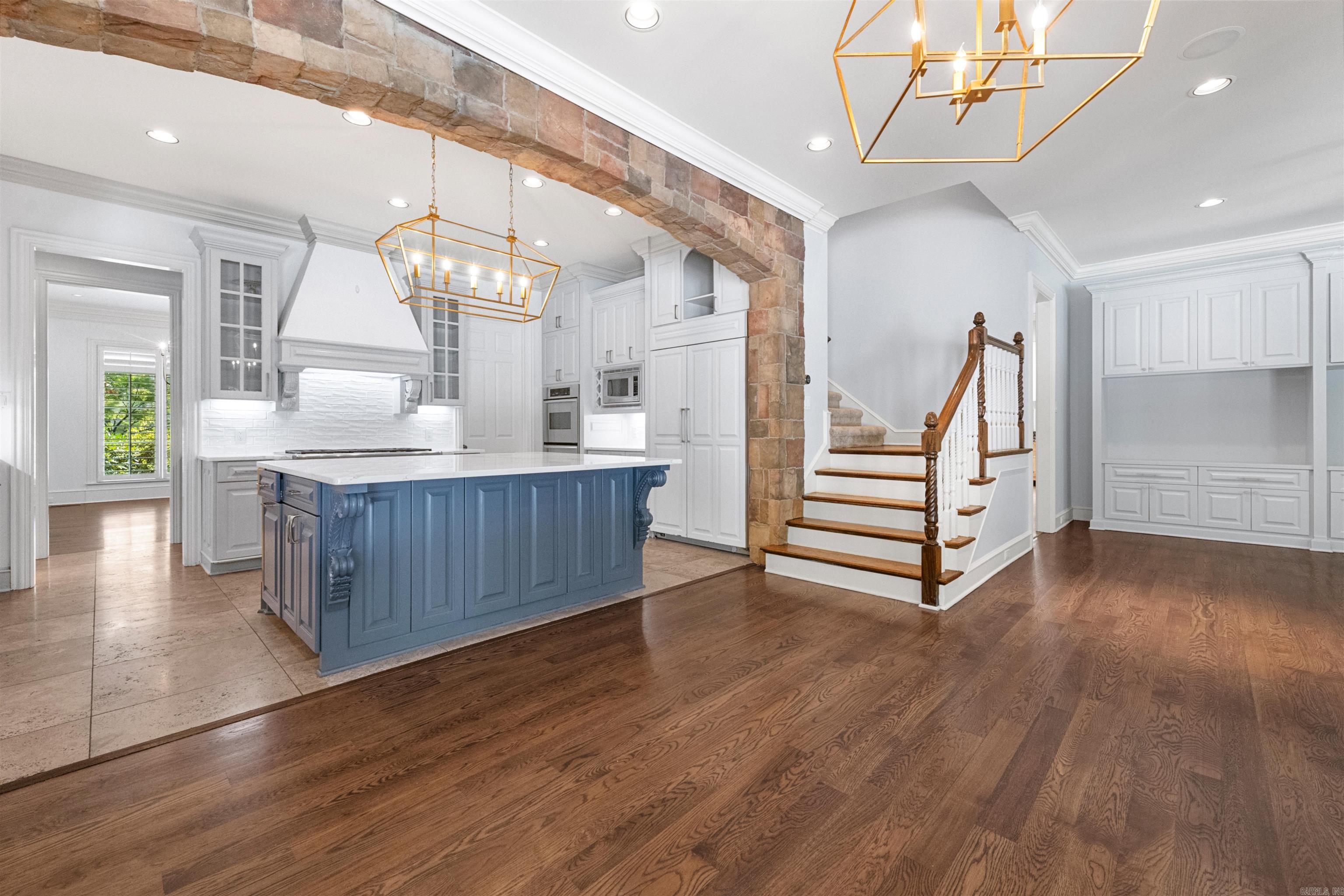 CHENAL VALLEY SOLOGNE CIRCLE - Residential