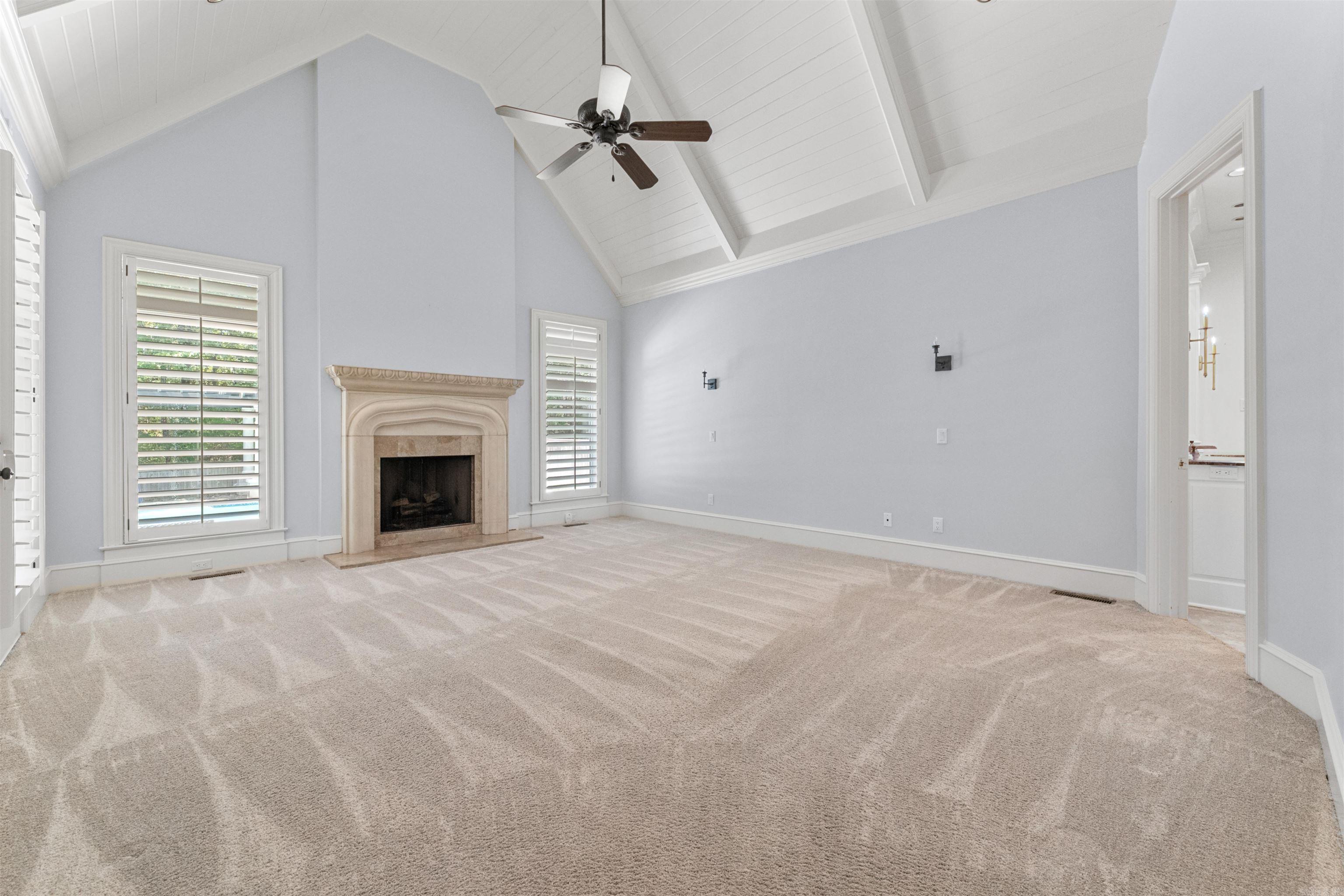 CHENAL VALLEY SOLOGNE CIRCLE - Residential