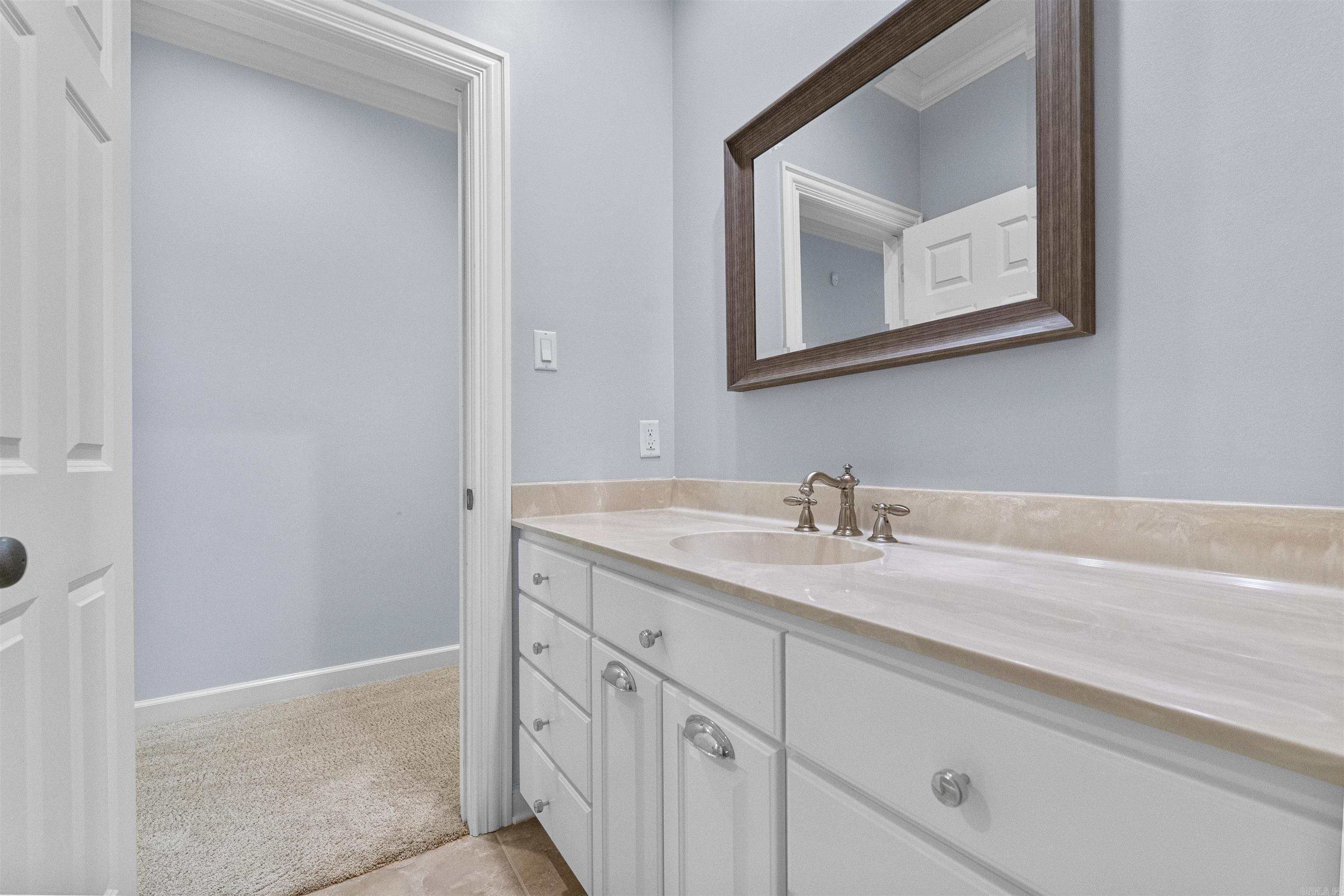 CHENAL VALLEY SOLOGNE CIRCLE - Residential