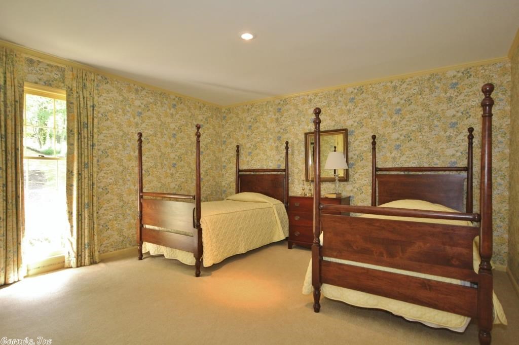 PLEASANT VALLEY - Residential