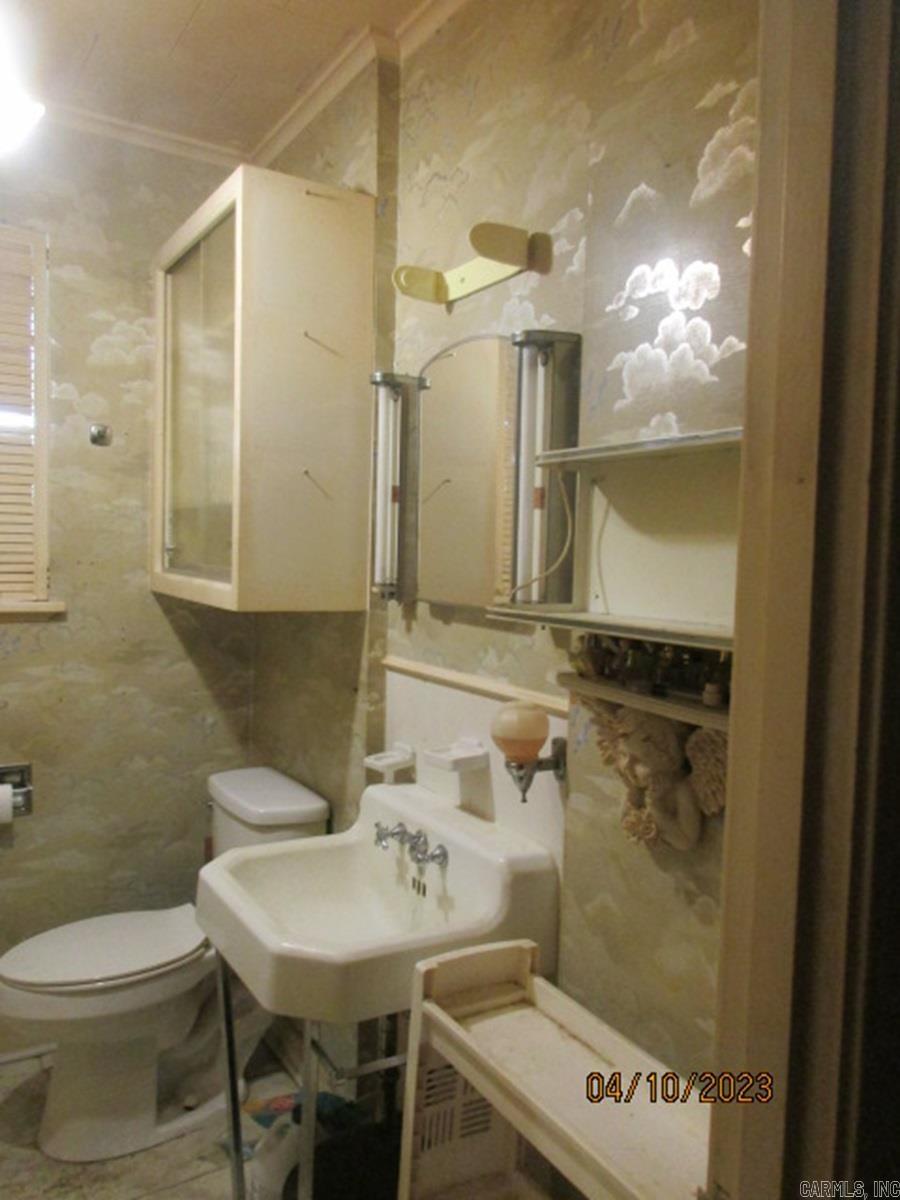 AUSTIN & TAYLOR ADDITION - Residential