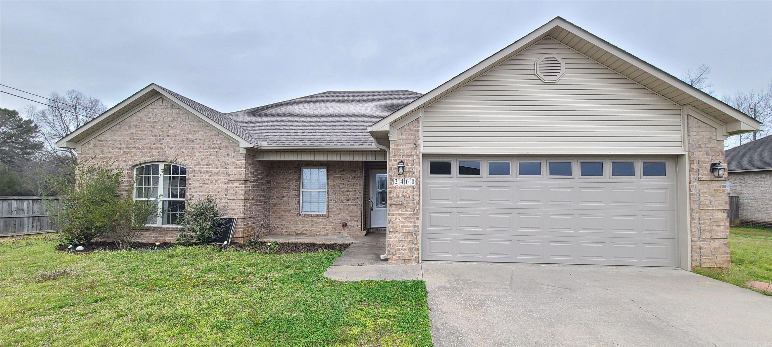 Stonehedge Place II - Residential Lease