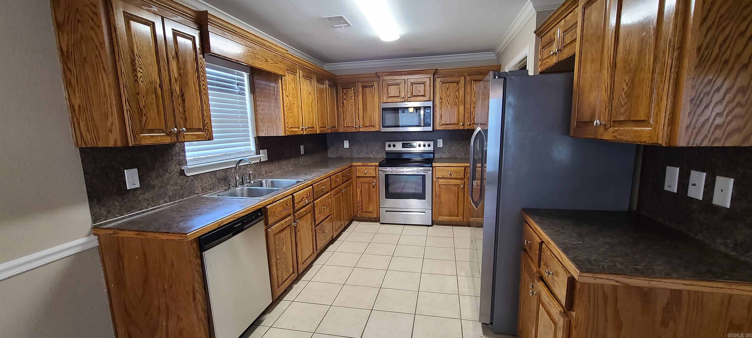 Stonehedge Place II - Residential Lease