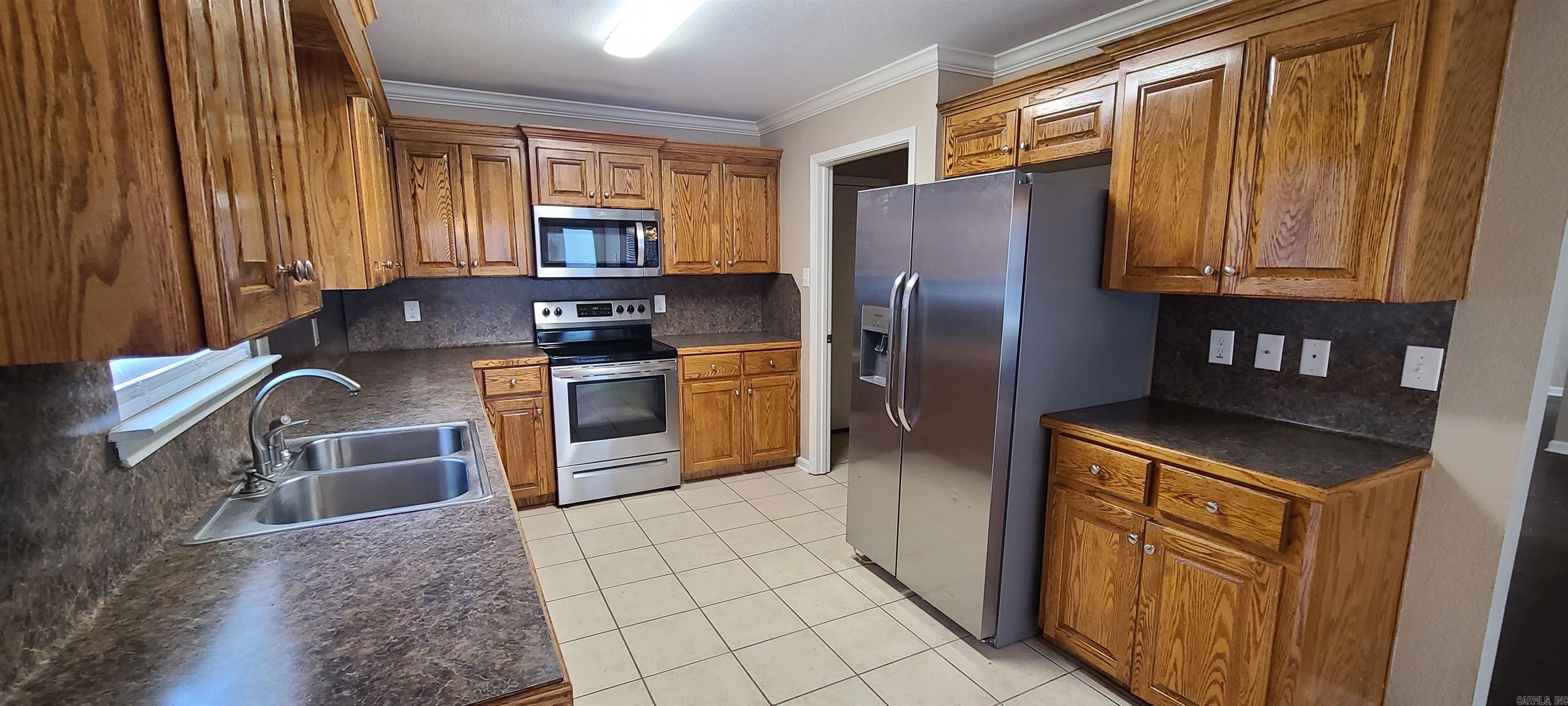 Stonehedge Place II - Residential Lease