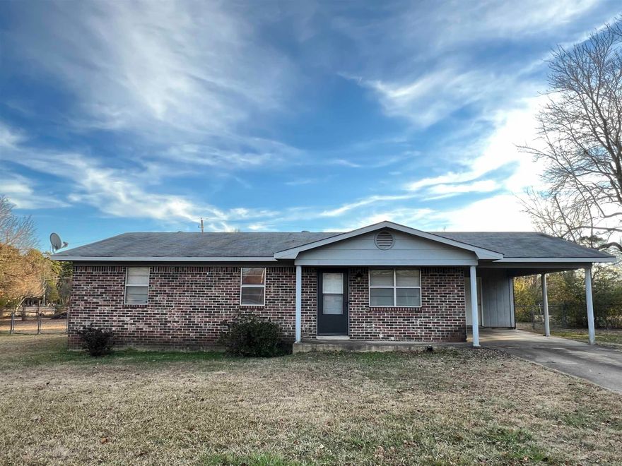 3 Bed/ 1.5 Bath home in a well established neighborhood.  Ready to move in and put your own personal touches. Fully fenced in back yard with a storage building for extra storage needs. Enjoy the beautiful outdoors on your covered patio. Minutes from all of Mena's shopping and restaurants.  Schedule your appointment TODAY! See agent remarks.