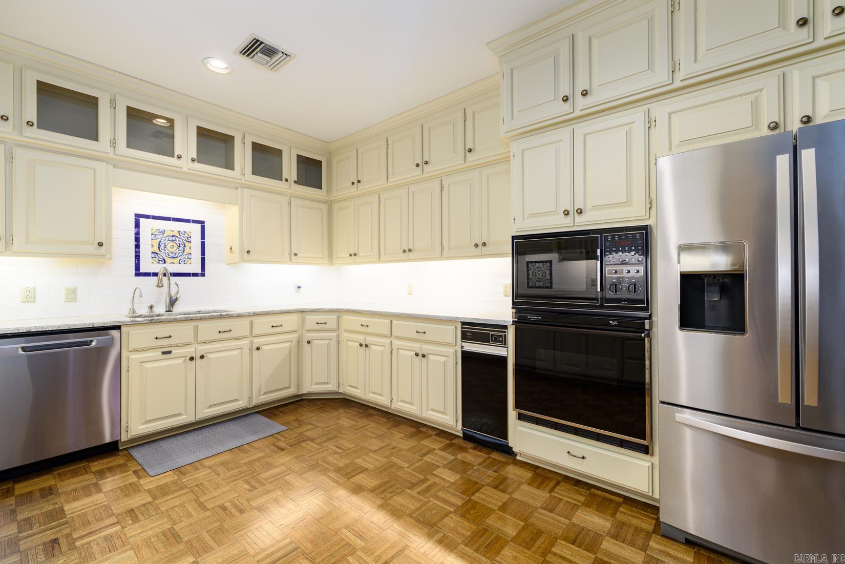 COUNTRYWOOD HPR - Residential