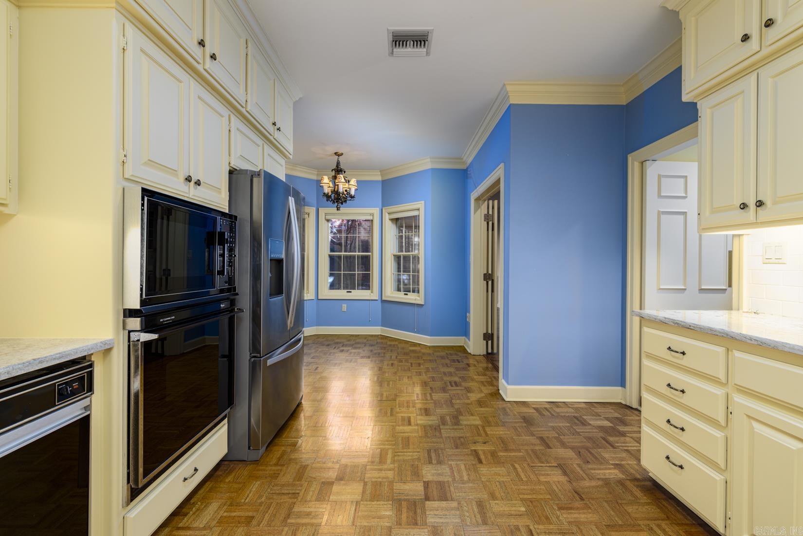 COUNTRYWOOD HPR - Residential