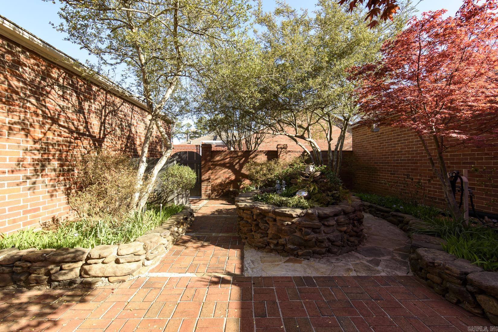 COUNTRYWOOD HPR - Residential