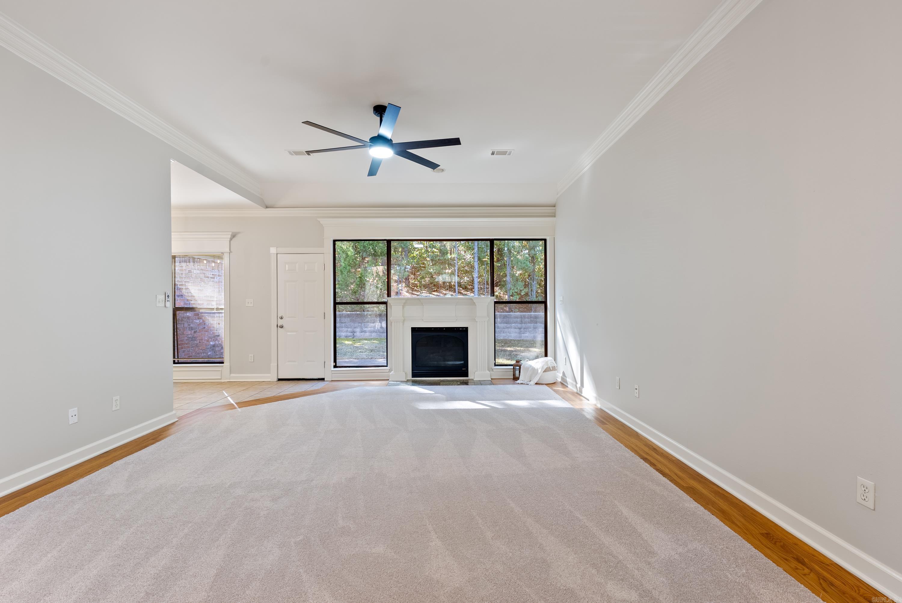 COUNTRY CLUB OF ARK THE - Residential