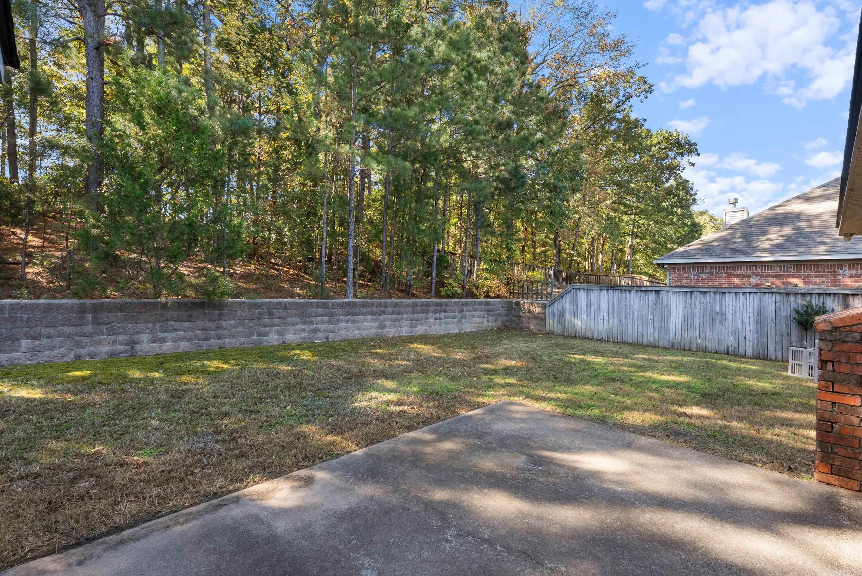 COUNTRY CLUB OF ARK THE - Residential