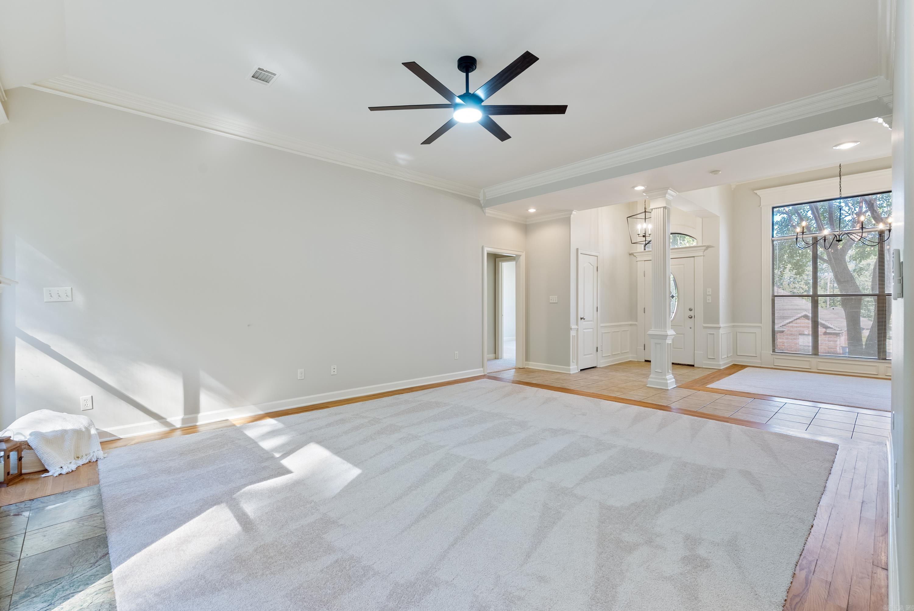 COUNTRY CLUB OF ARK THE - Residential