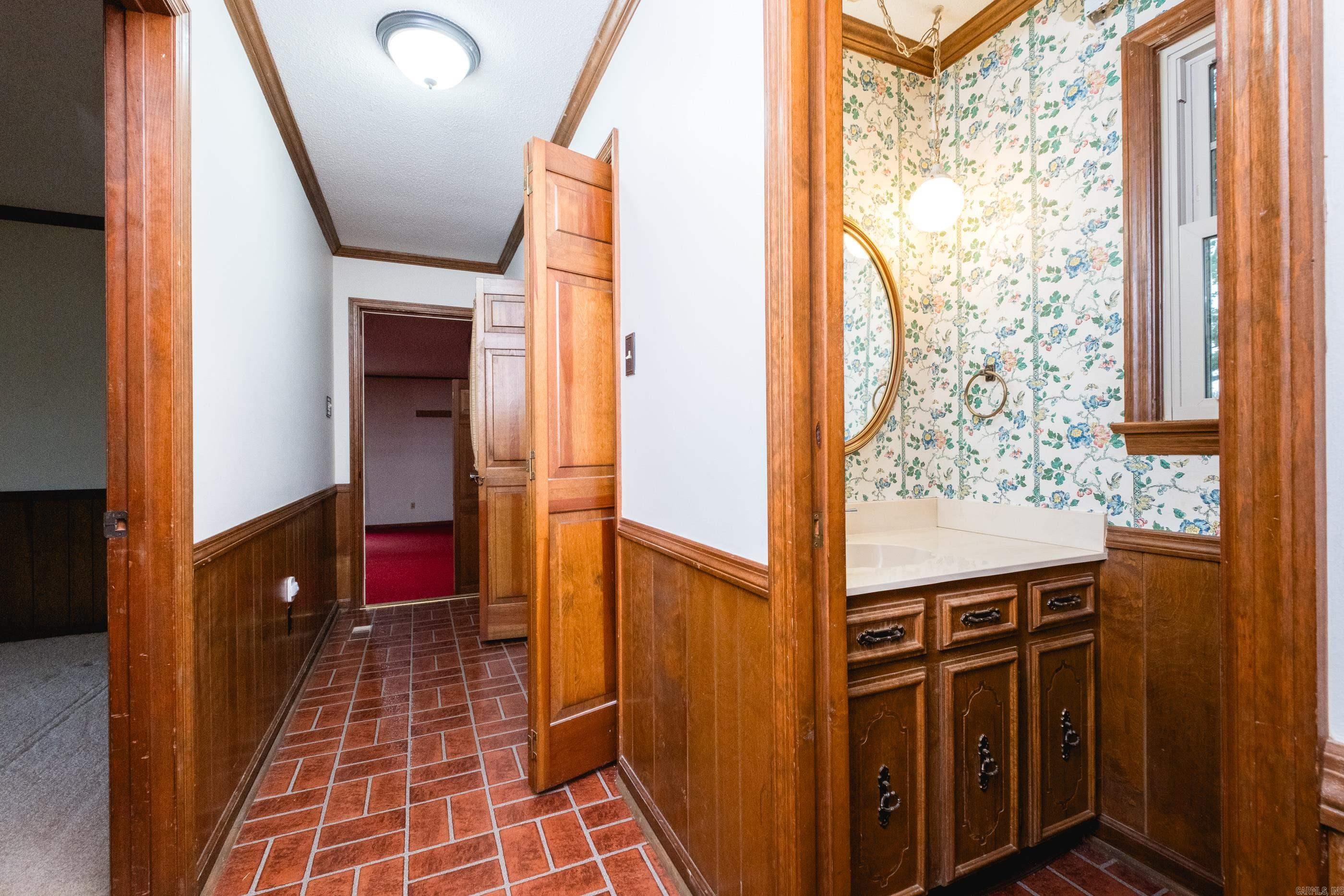 WALTON HEIGHTS - Residential