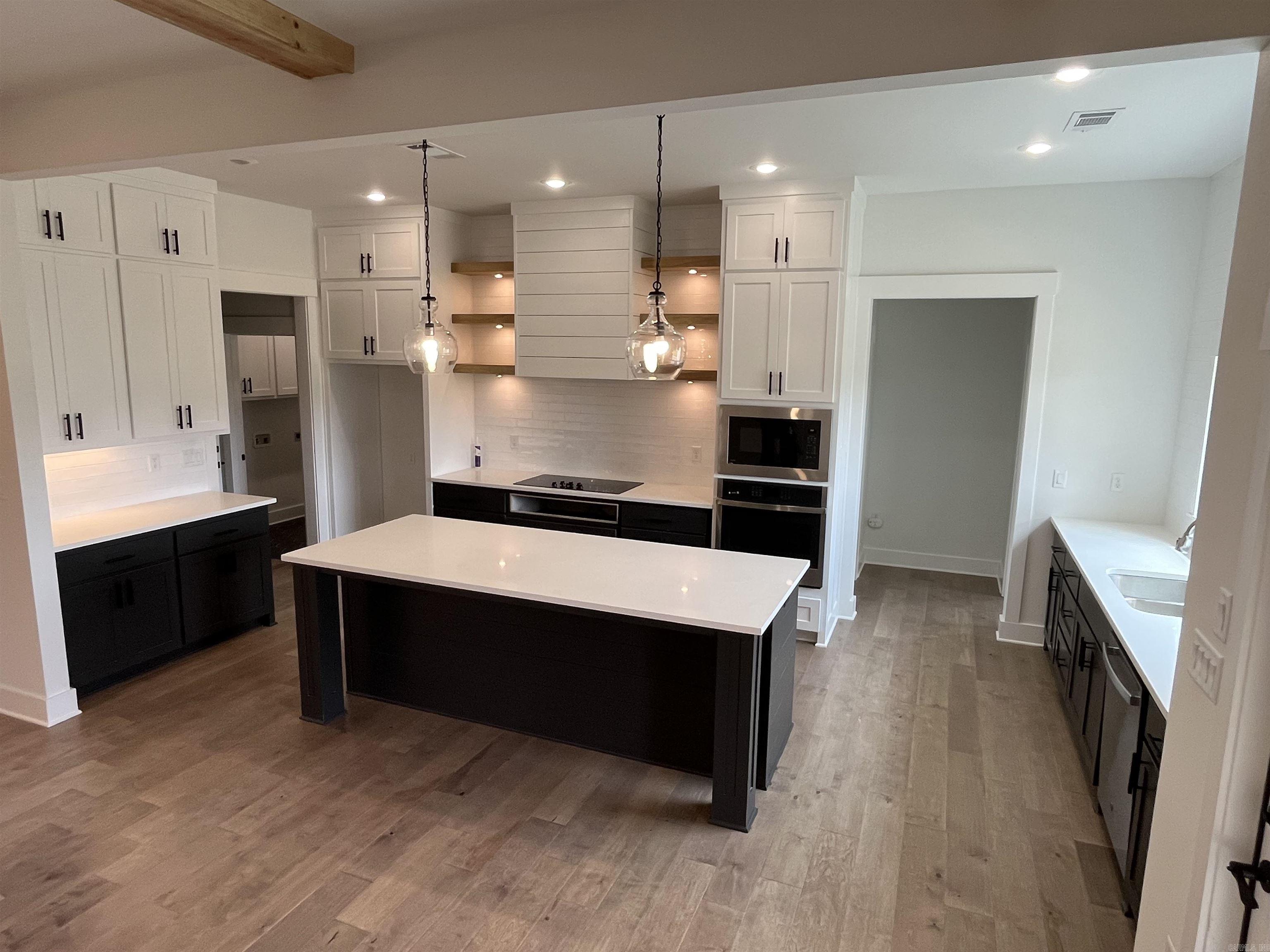 CORAL RIDGE - Residential