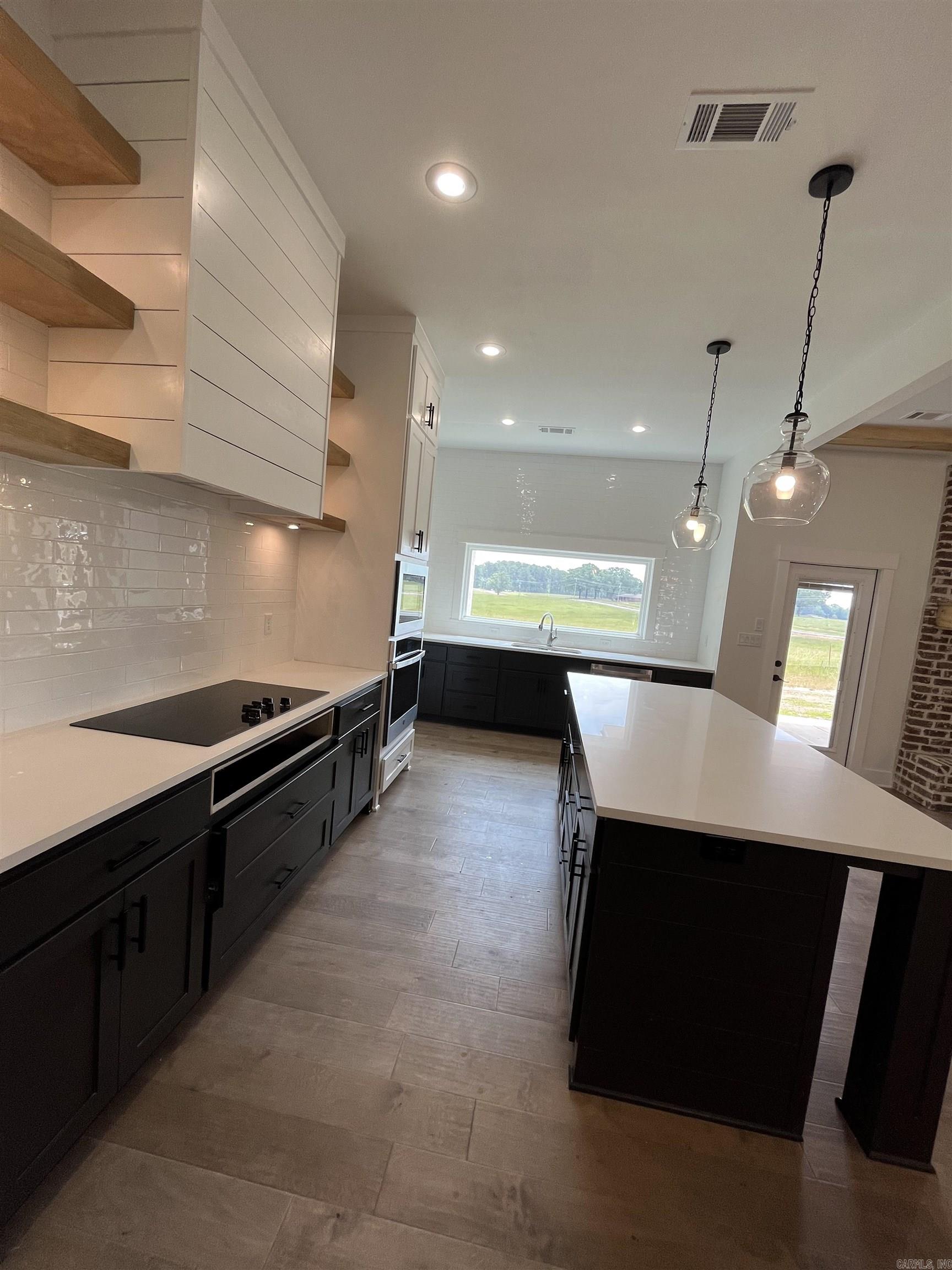 CORAL RIDGE - Residential