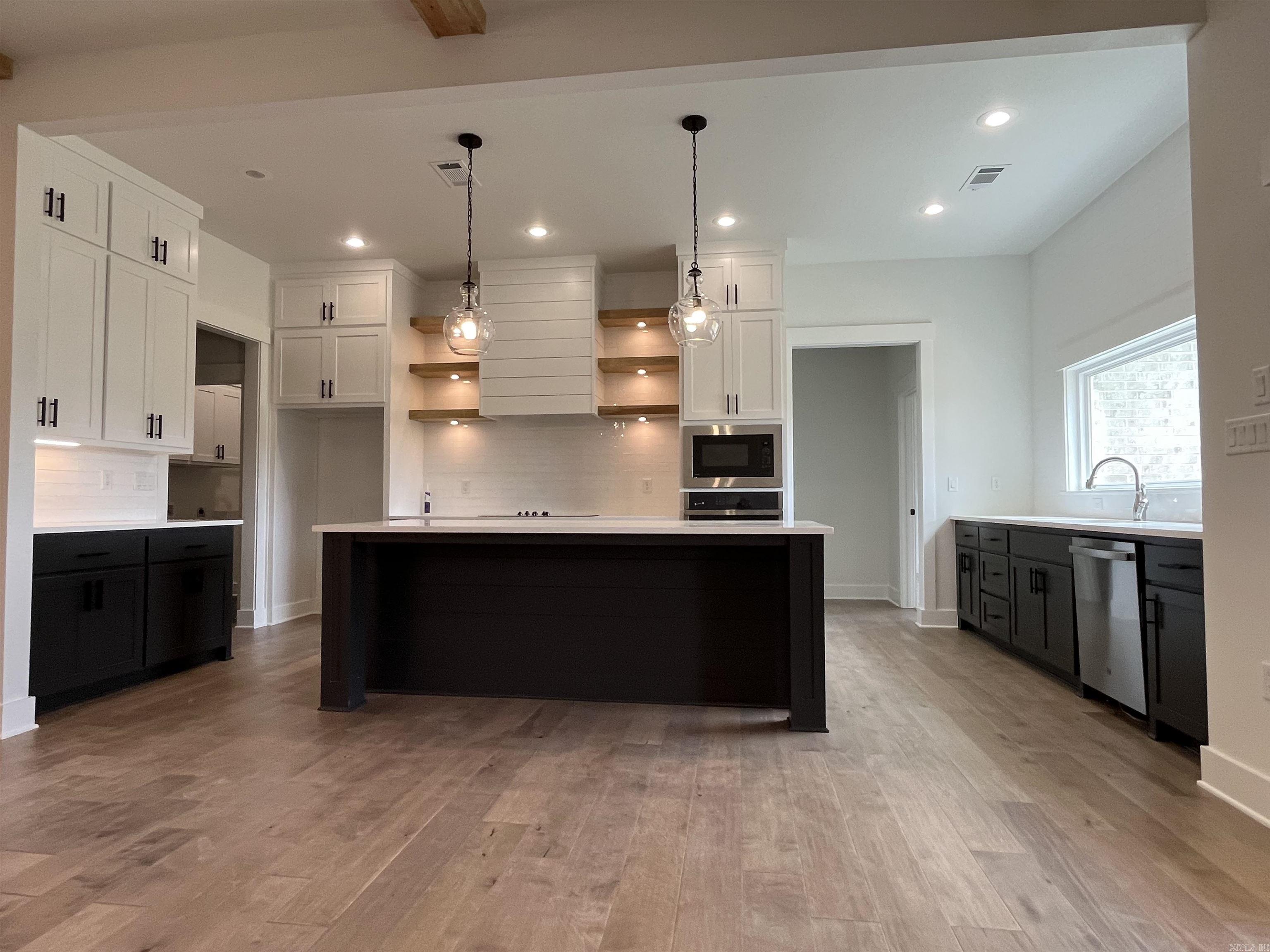 CORAL RIDGE - Residential