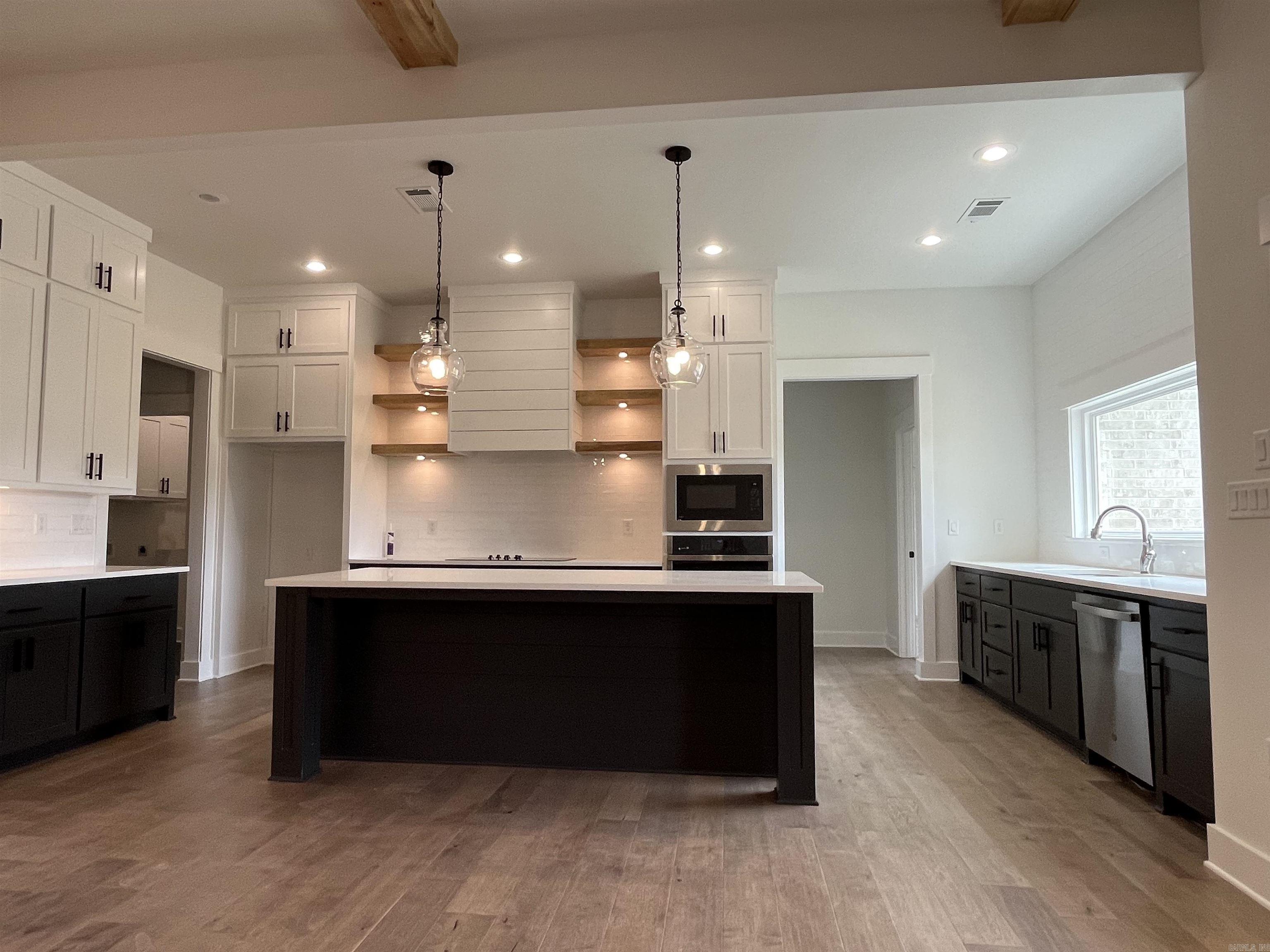 CORAL RIDGE - Residential