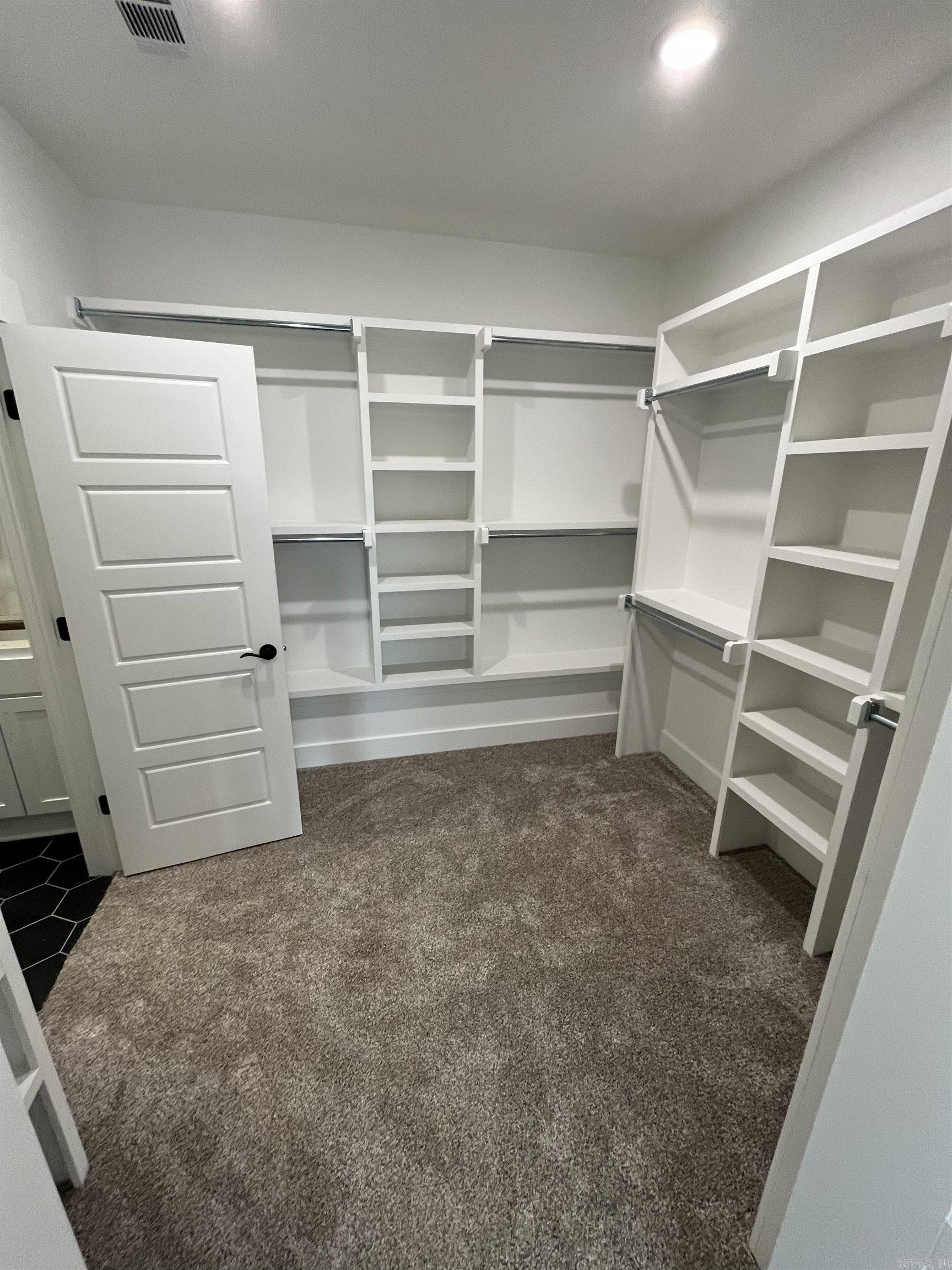 CORAL RIDGE - Residential