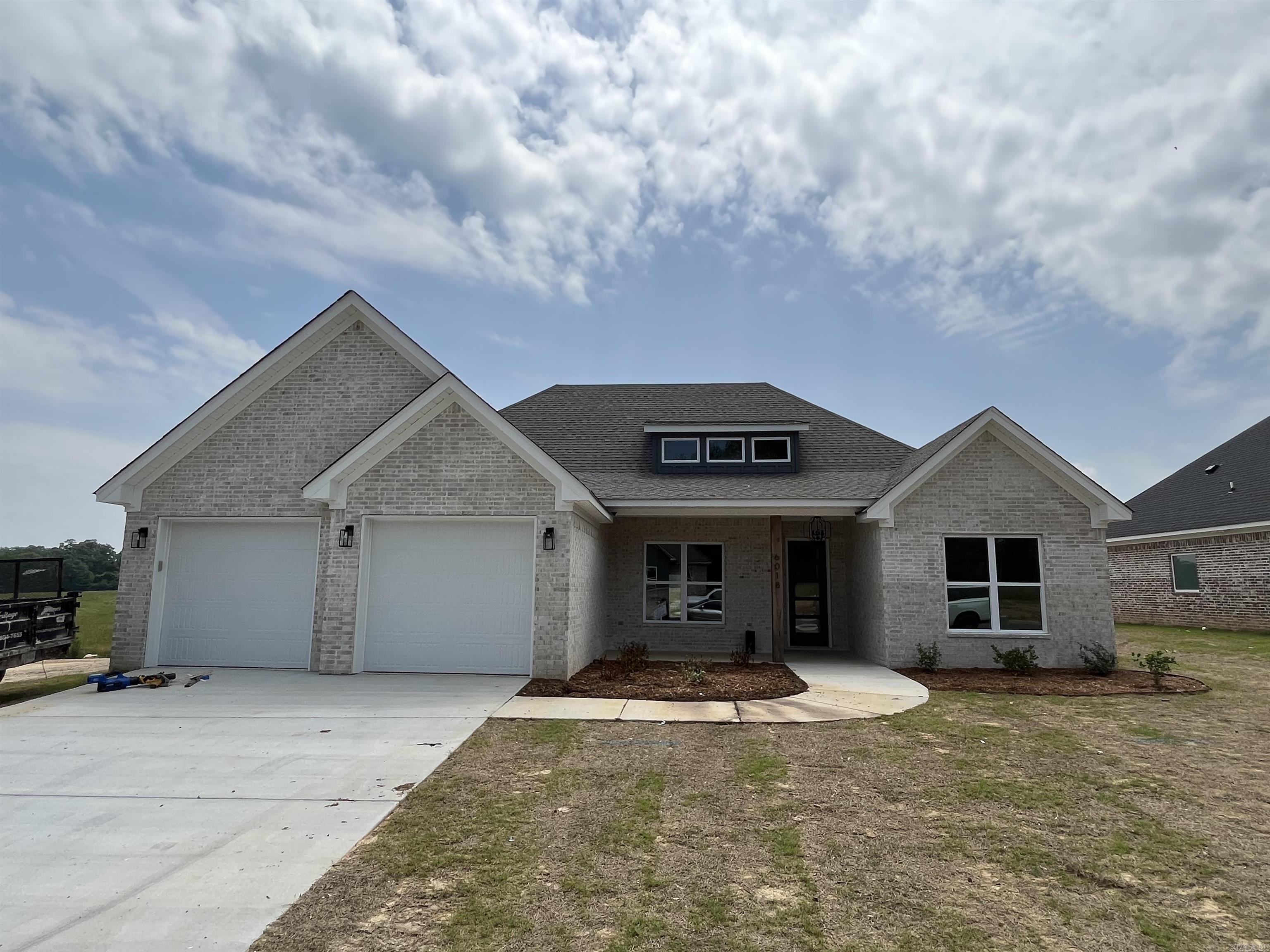 CORAL RIDGE - Residential