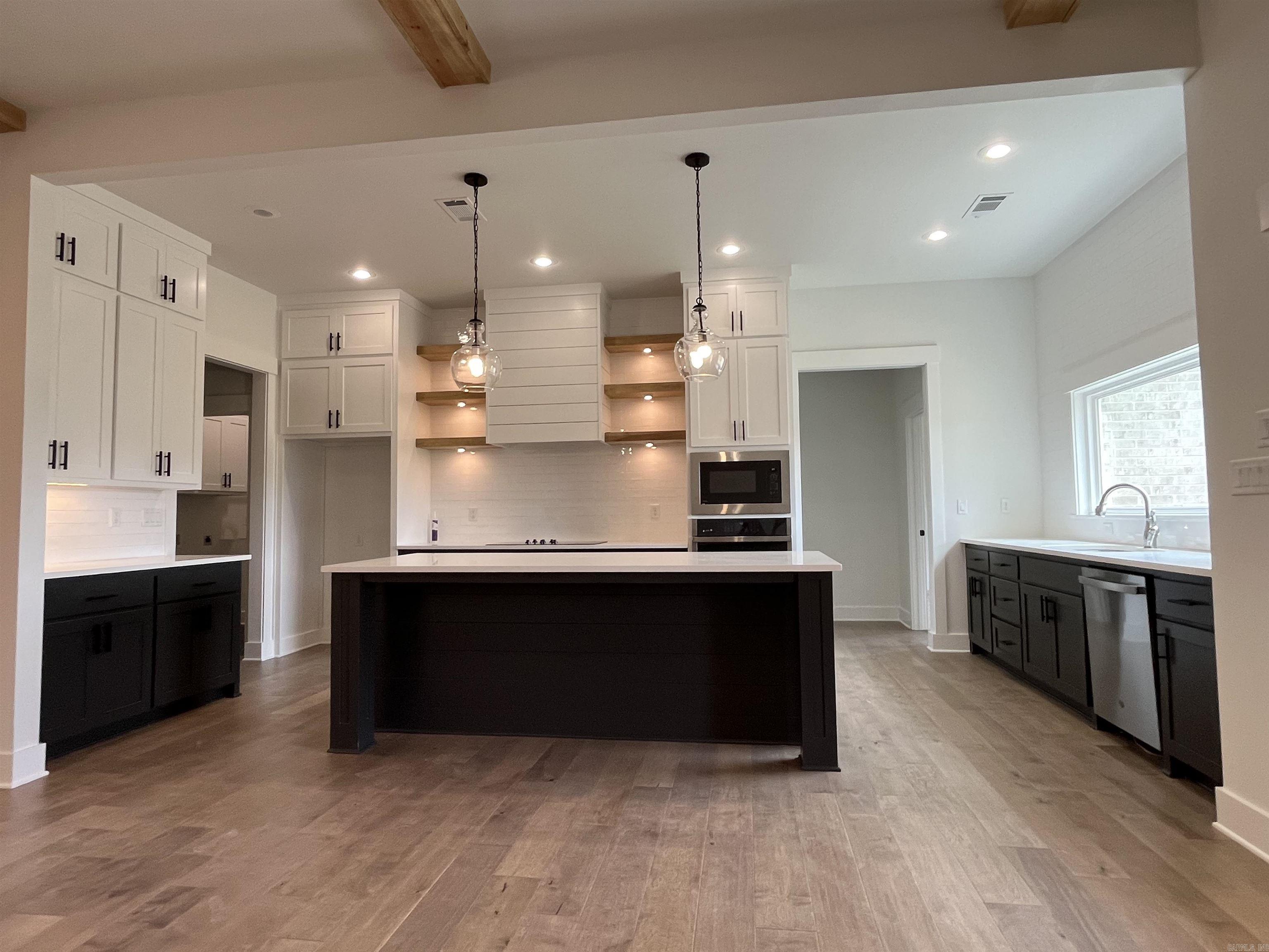 CORAL RIDGE - Residential