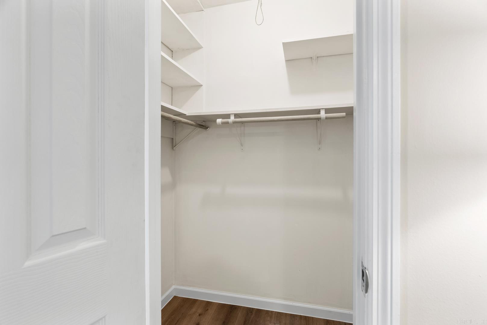 STURBRIDGE - Residential