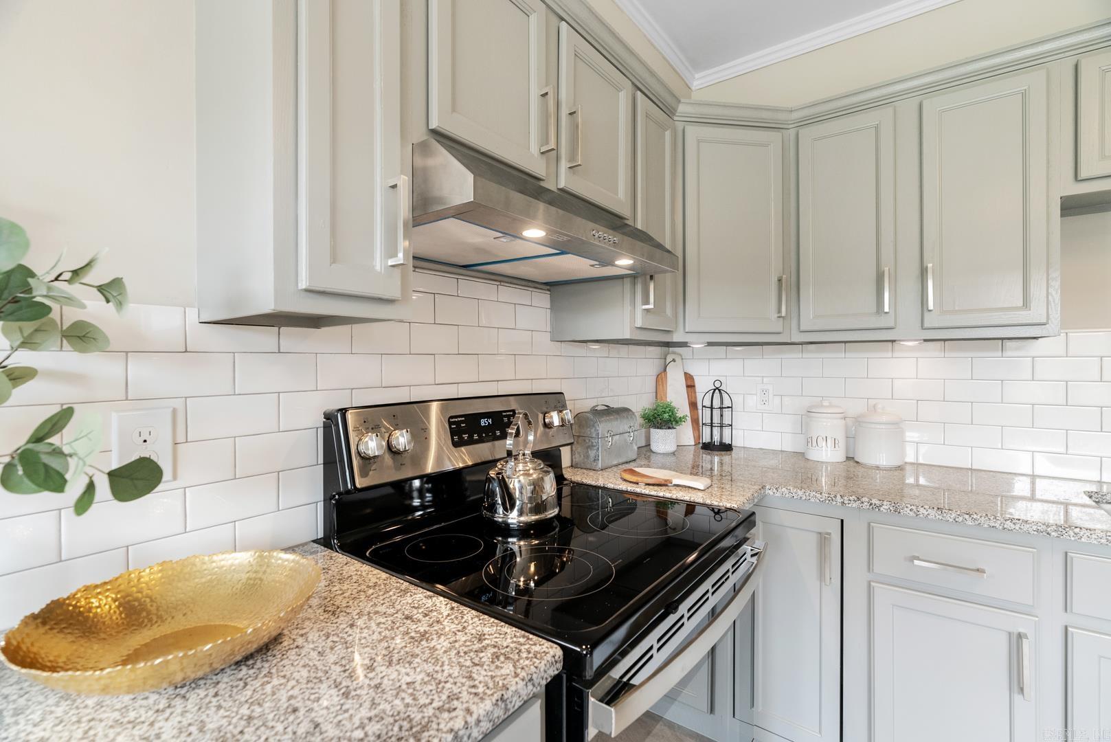 STURBRIDGE - Residential