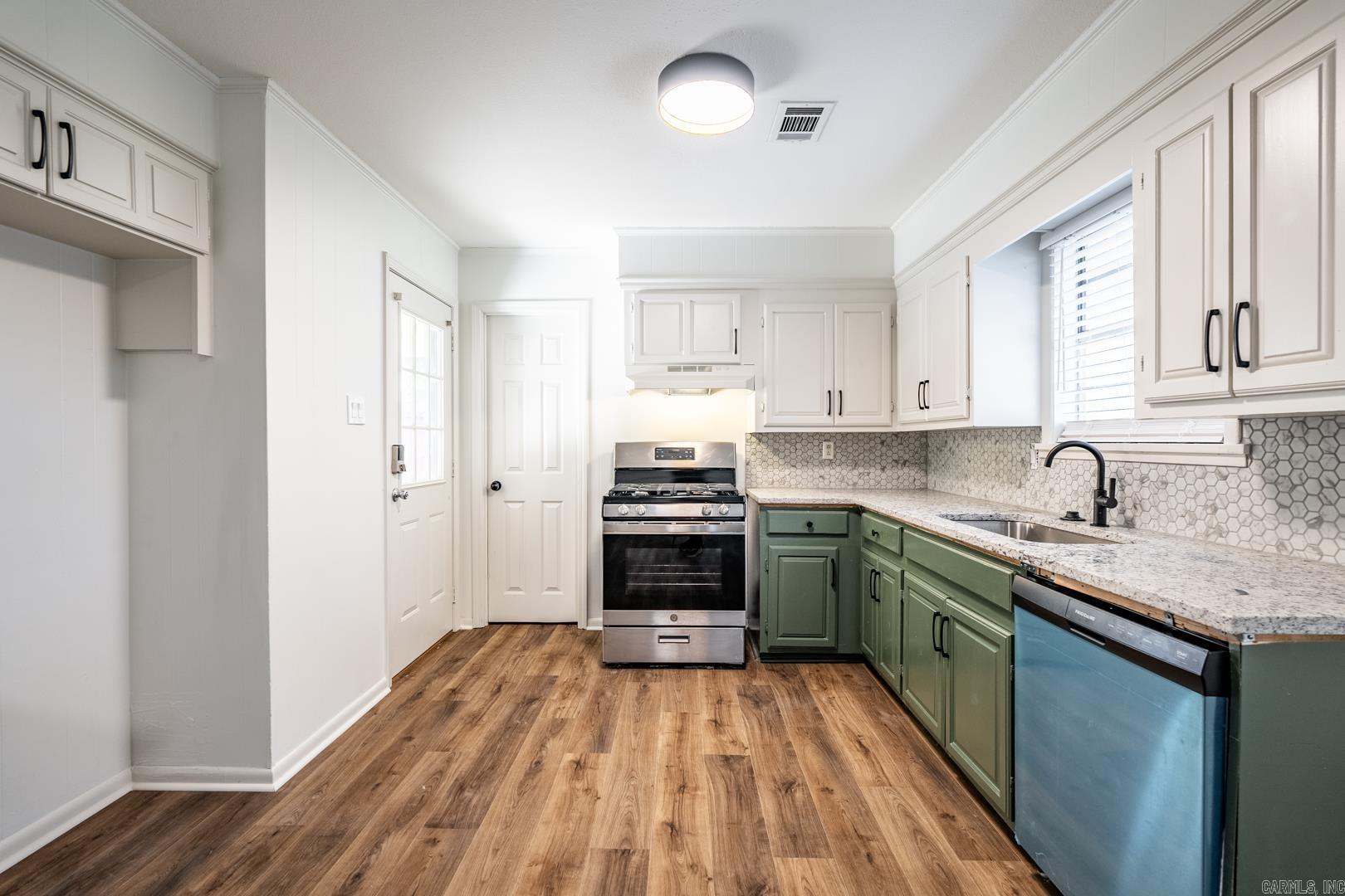 QUAIL HILLS - Residential