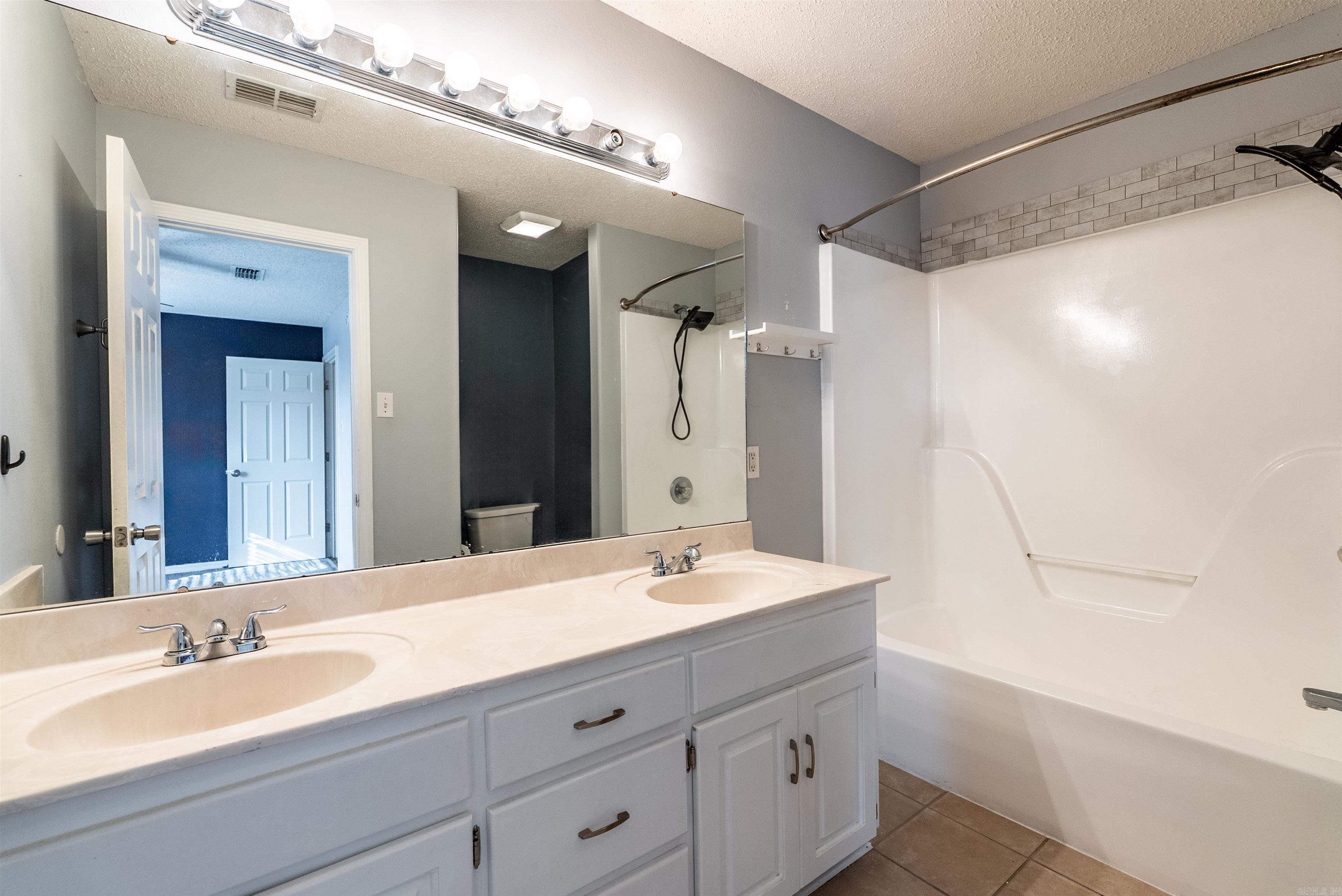 Timberwood Park - Residential Lease