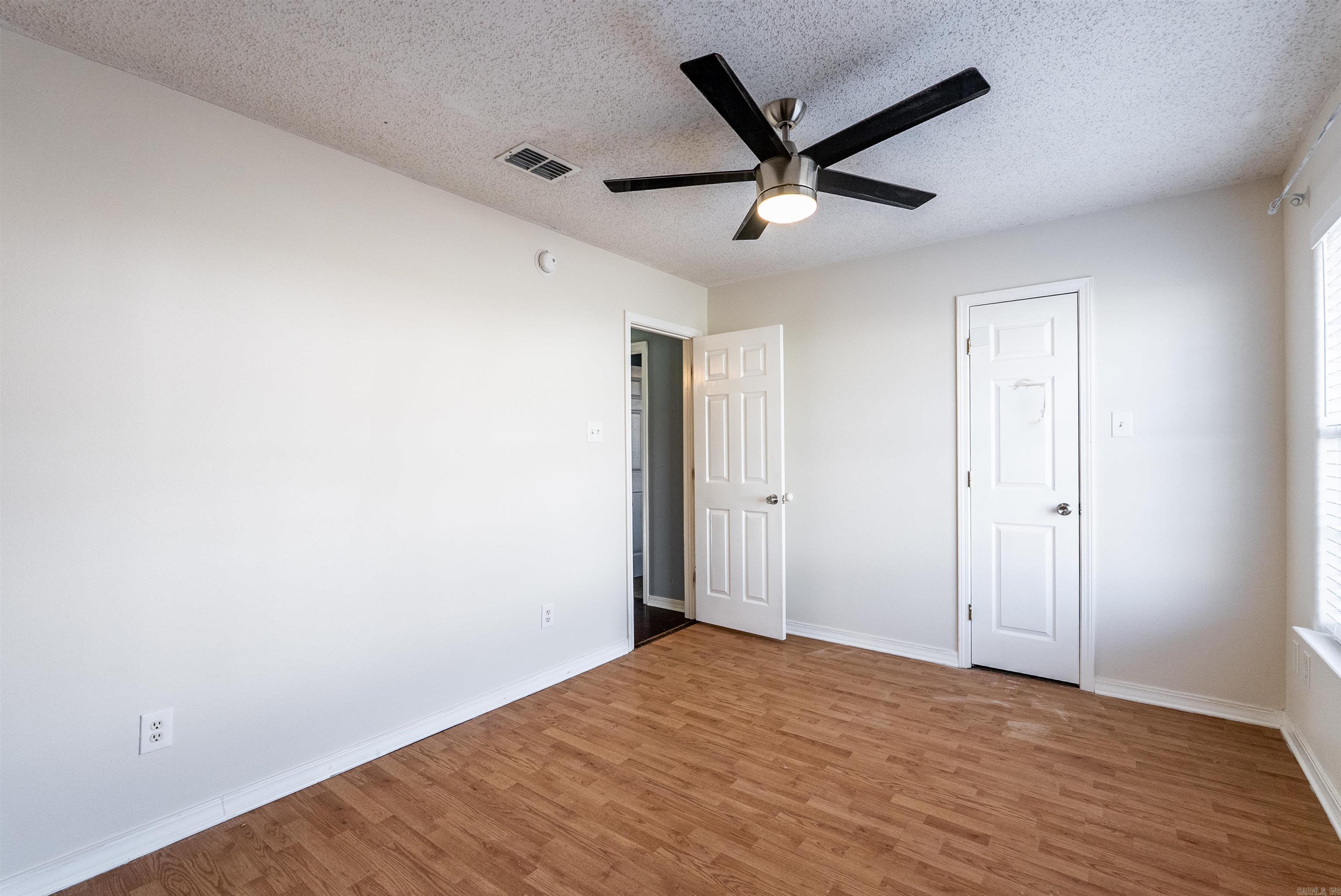 Timberwood Park - Residential Lease